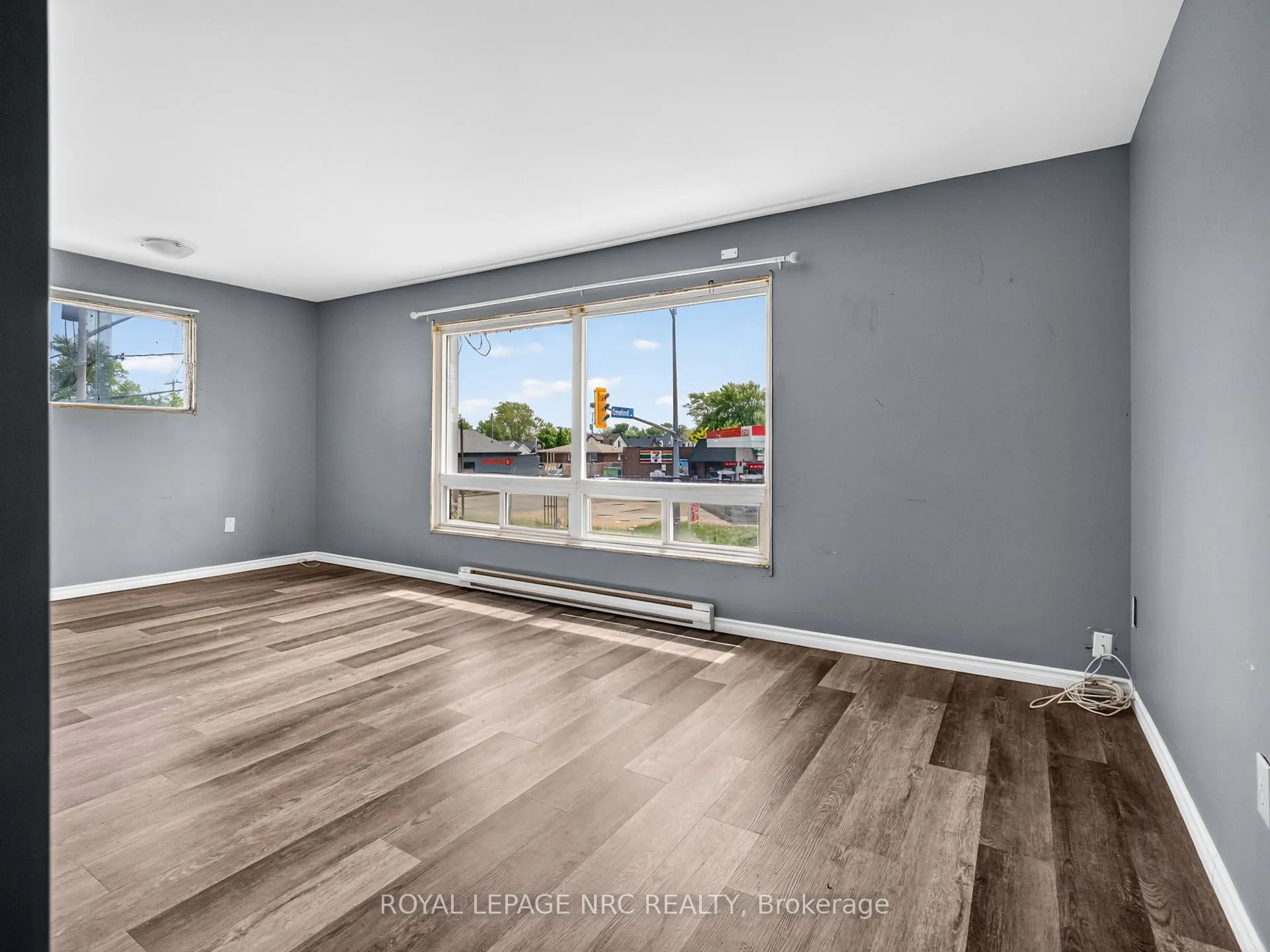 Photo 8 of 478 East Main Street, Welland, Welland Downtown — HOMEH