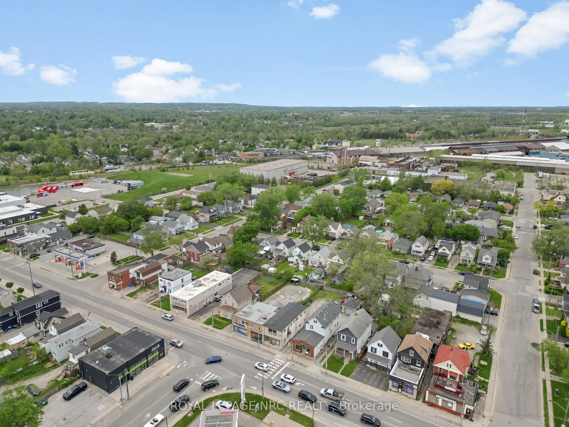 Photo 32 of 478 East Main Street, Welland, Welland Downtown — HOMEH