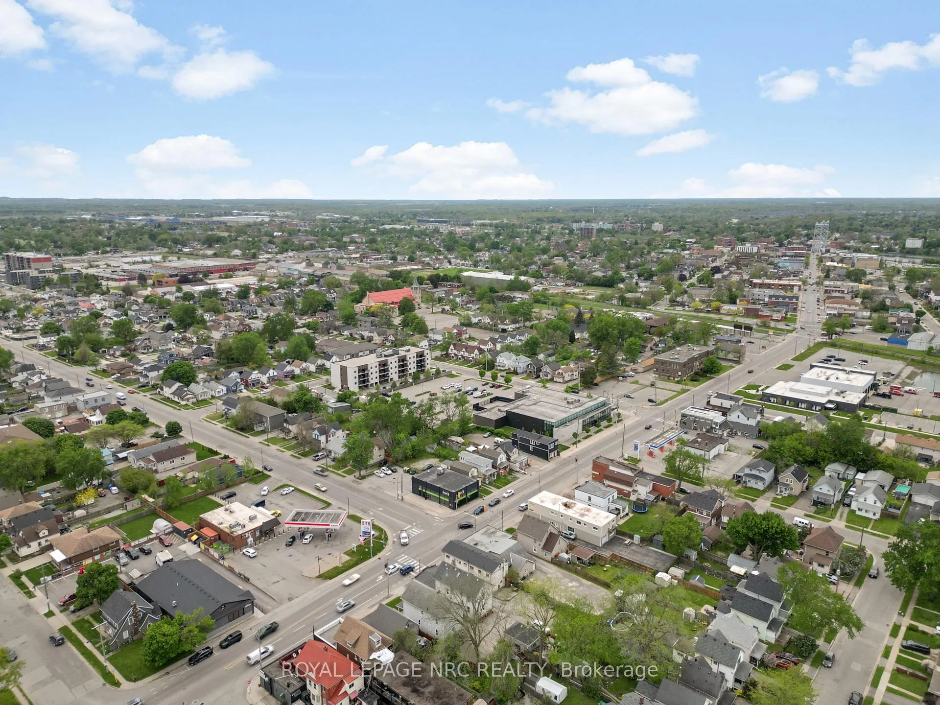Photo 33 of 478 East Main Street, Welland, Welland Downtown — HOMEH