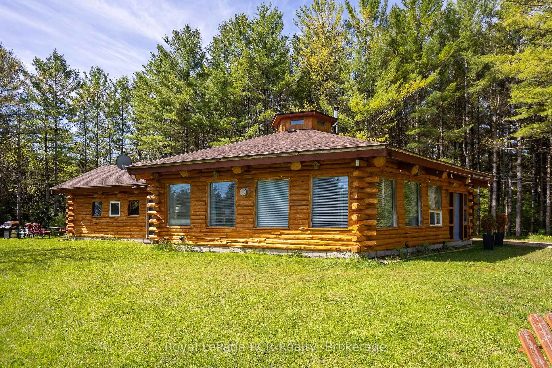Photo 4 of 776318 Highway 10, Chatsworth — HOMEH