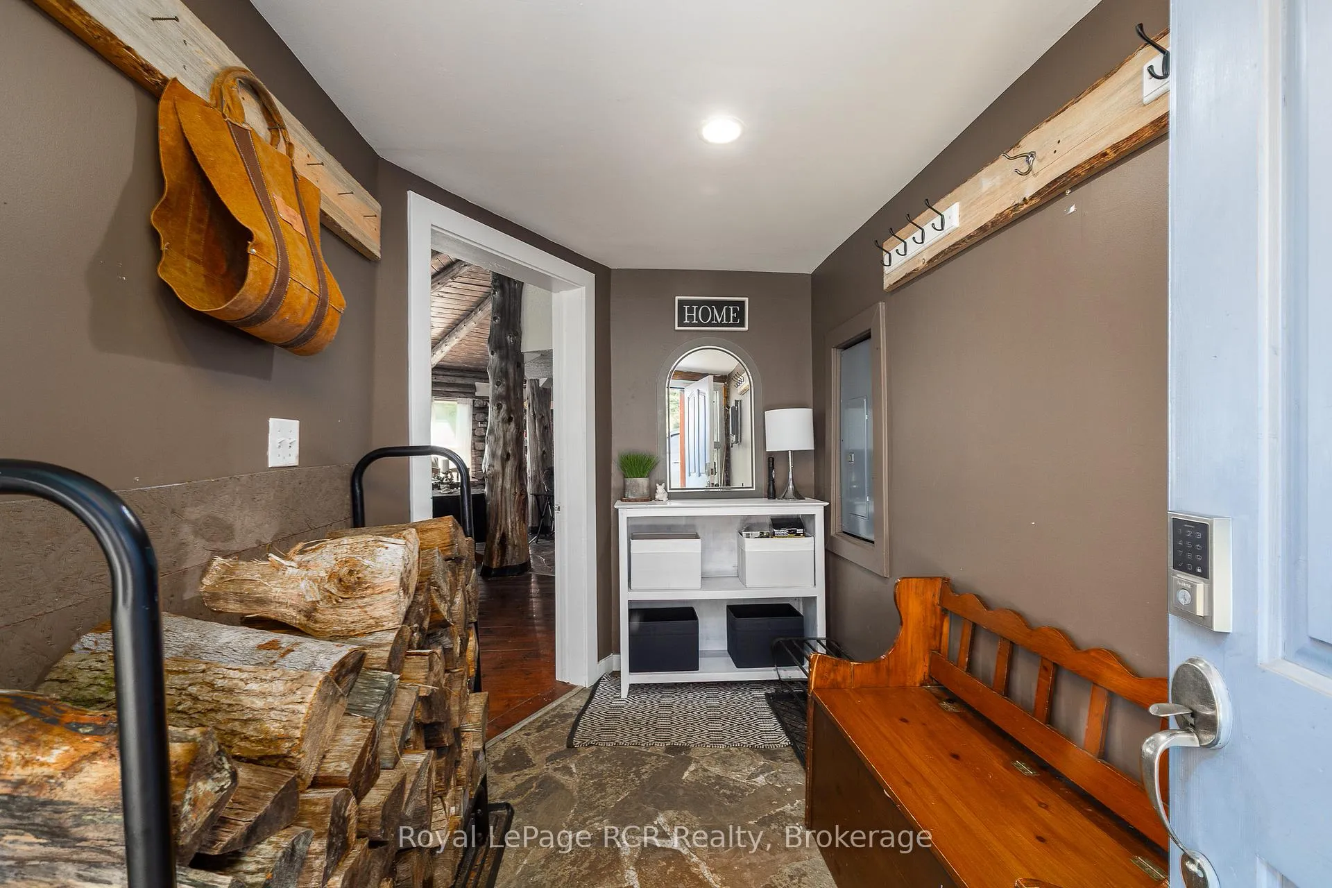Photo 5 of 776318 Highway 10, Chatsworth — HOMEH