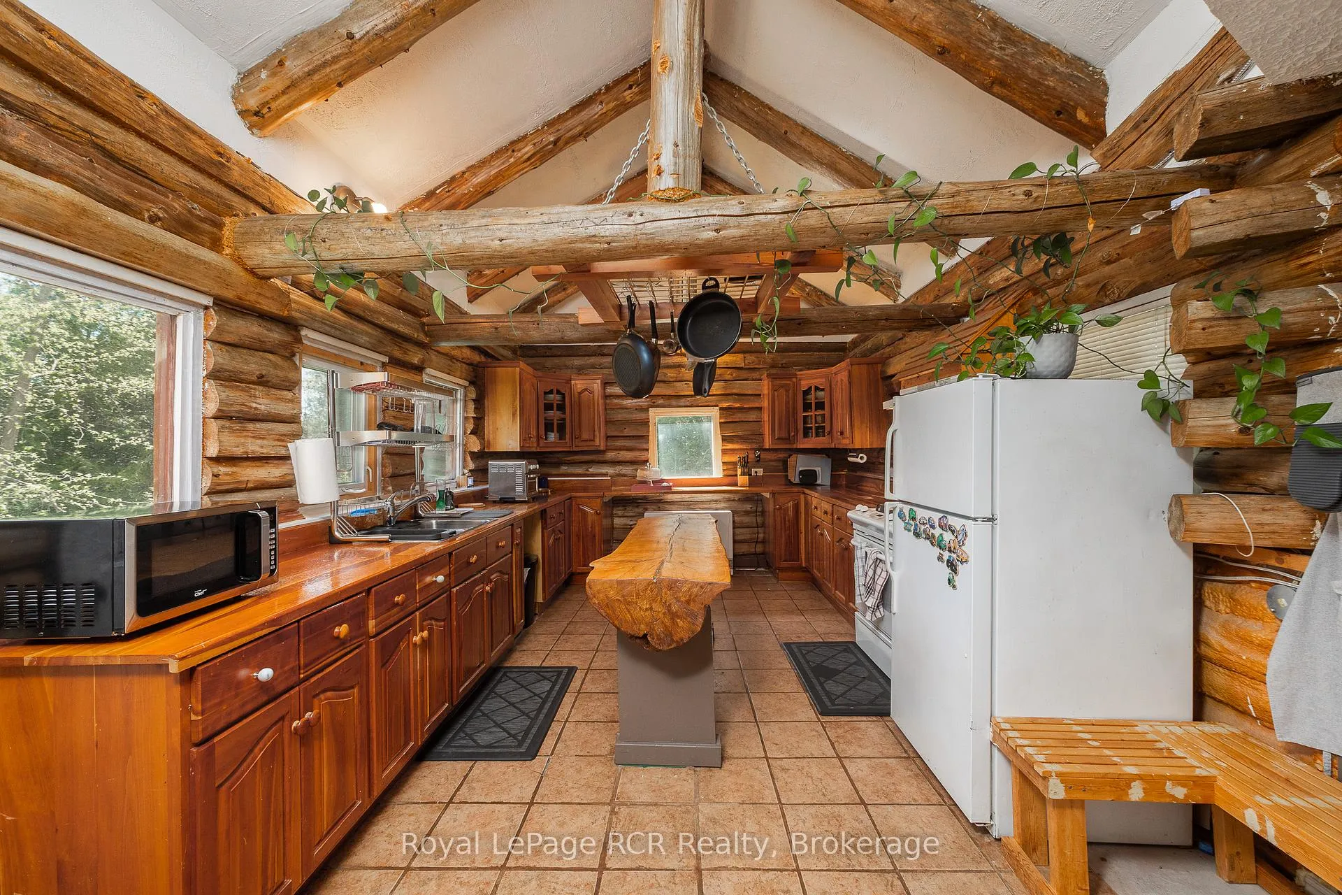 Photo 13 of 776318 Highway 10, Chatsworth — HOMEH