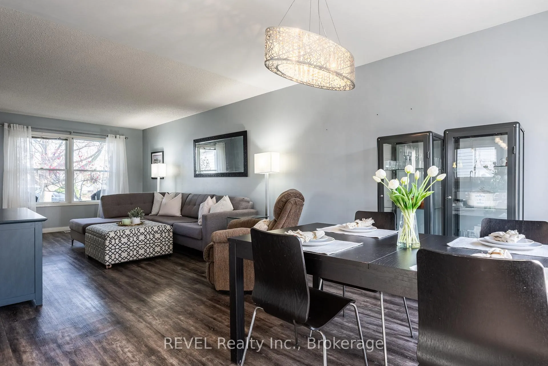 Photo 3 of 259 Vansickle Road, St. Catharines, Rykert/Vansickle — HOMEH