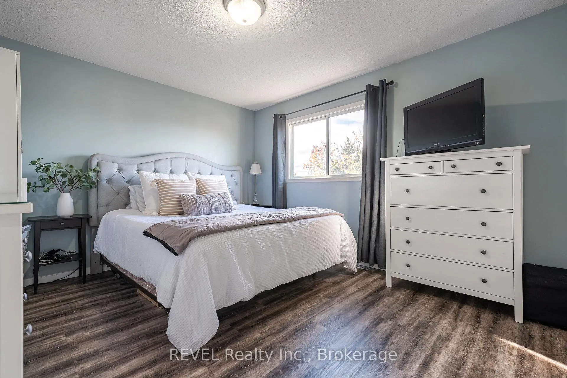Photo 33 of 259 Vansickle Road, St. Catharines, Rykert/Vansickle — HOMEH