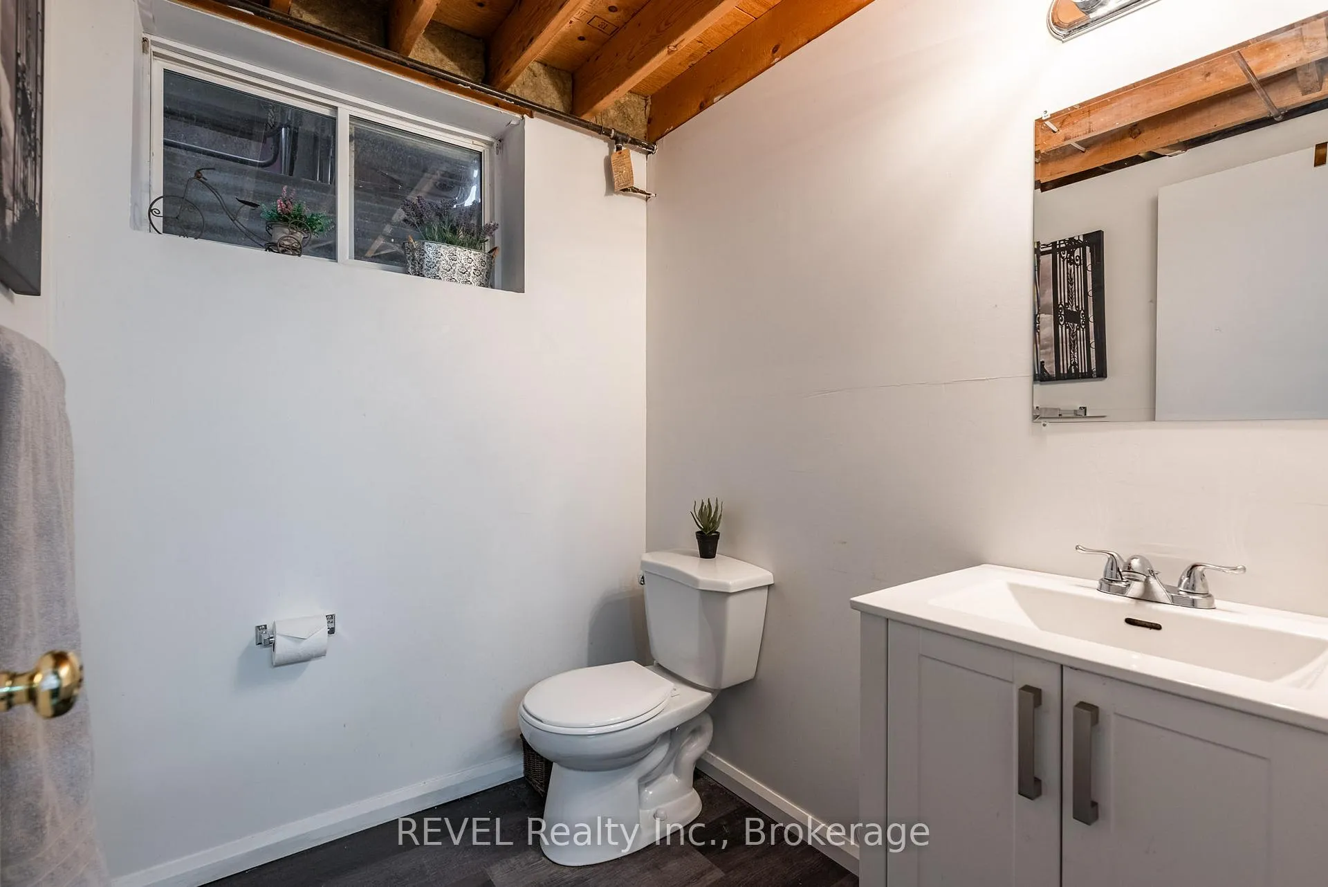 Photo 39 of 259 Vansickle Road, St. Catharines, Rykert/Vansickle — HOMEH