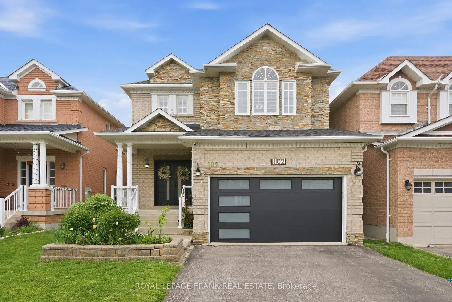 Front of 102 Telford Street