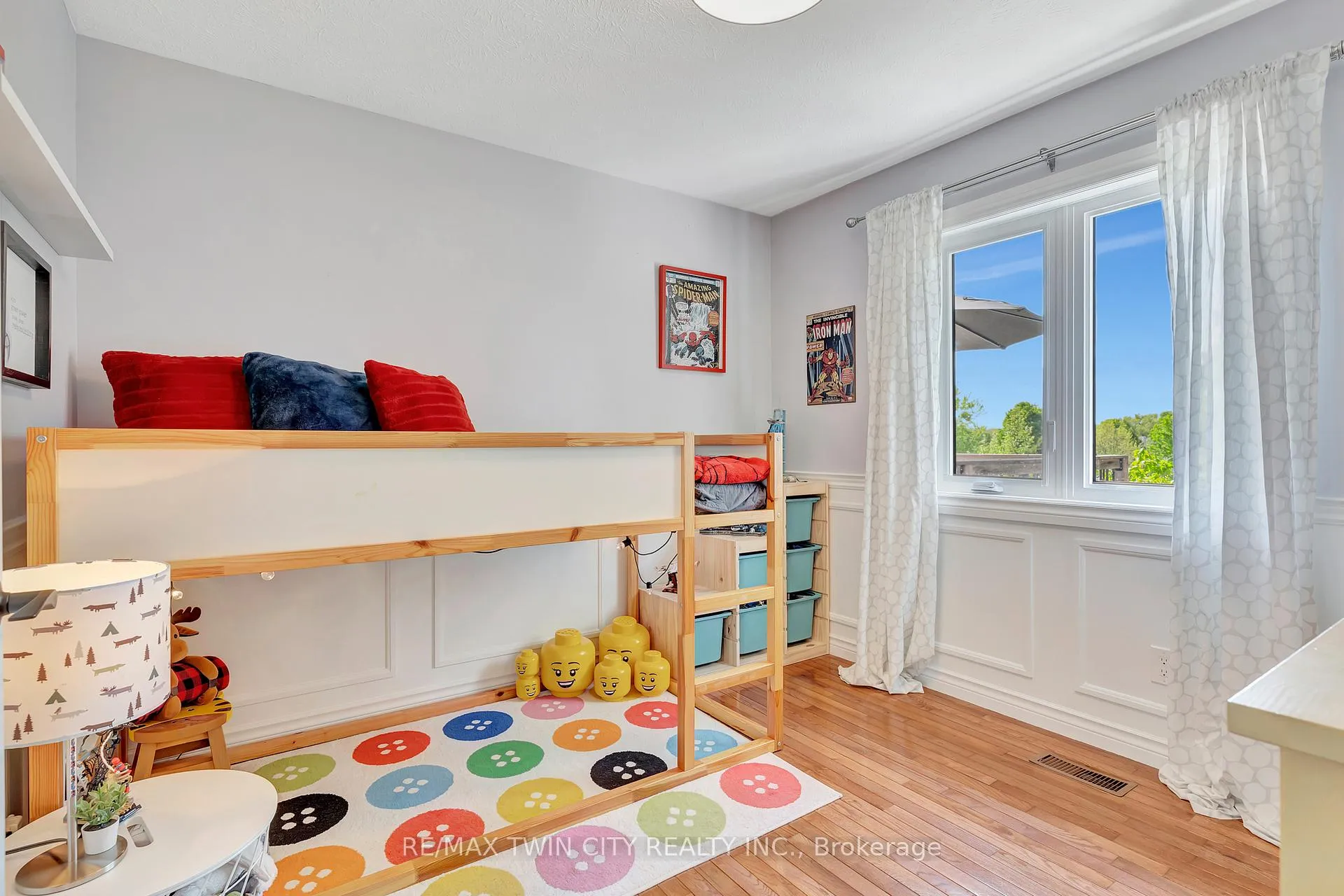Photo 20 of 3 Russell Crescent, Brant, South Dumfries — HOMEH