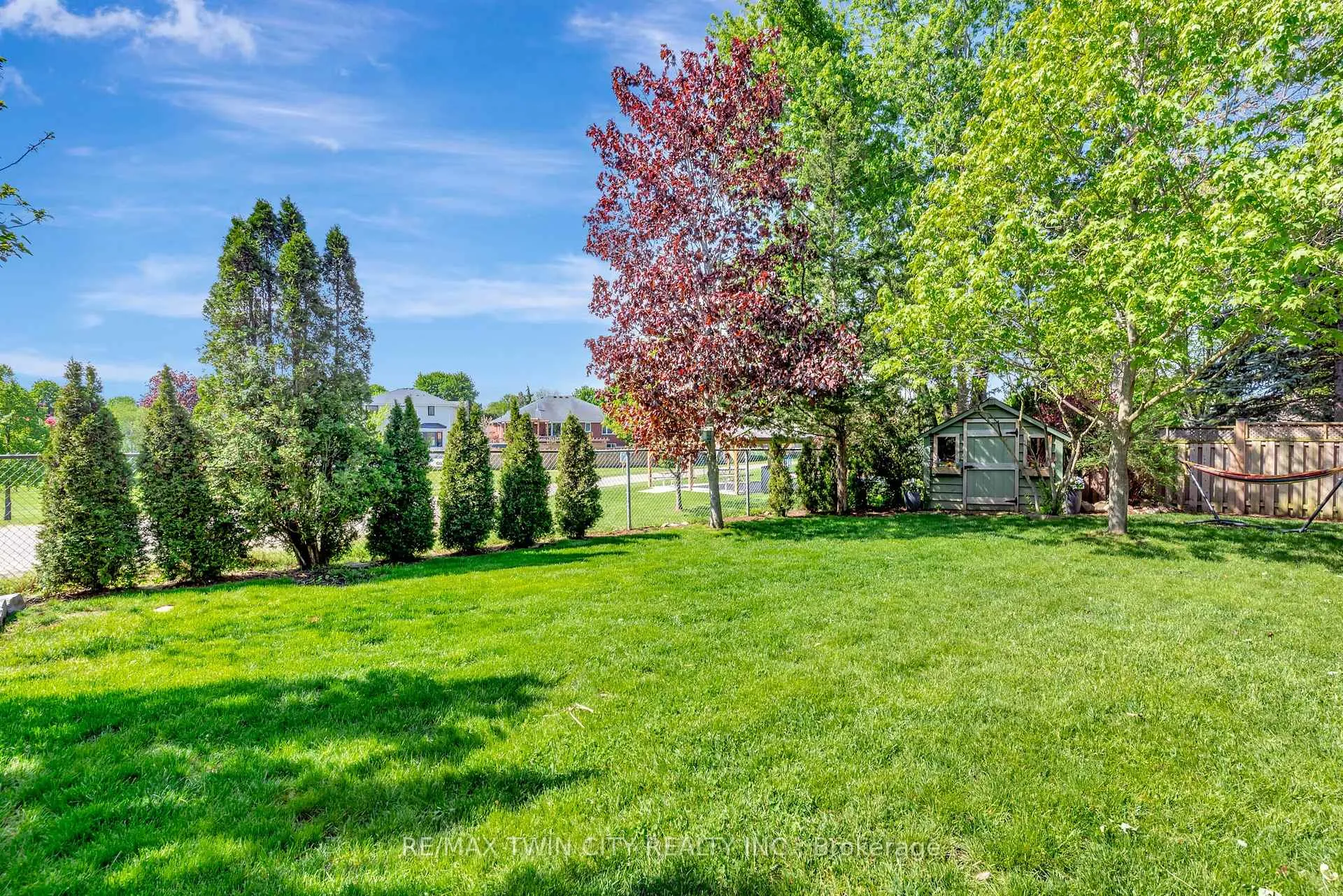Photo 40 of 3 Russell Crescent, Brant, South Dumfries — HOMEH