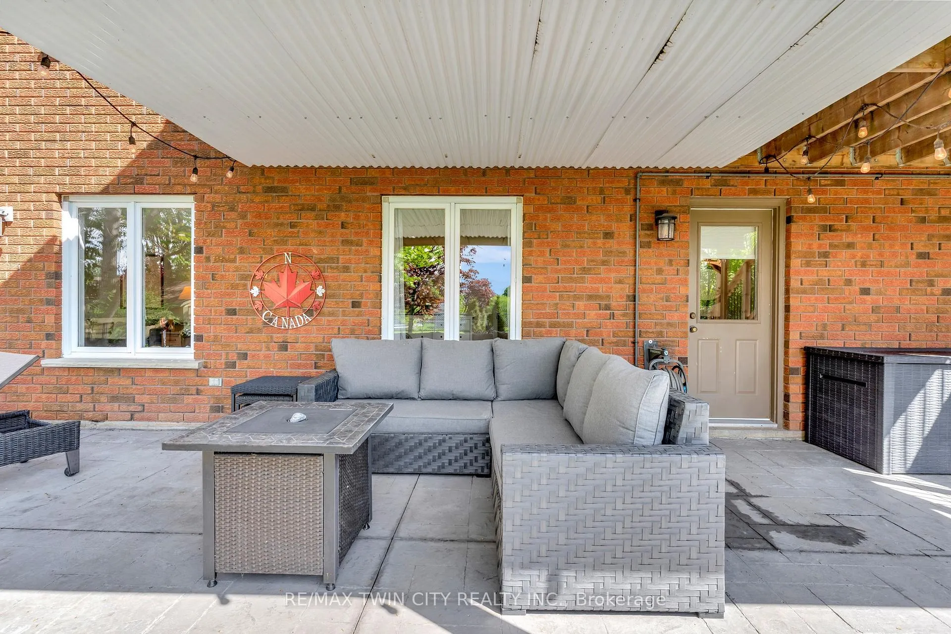 Photo 43 of 3 Russell Crescent, Brant, South Dumfries — HOMEH