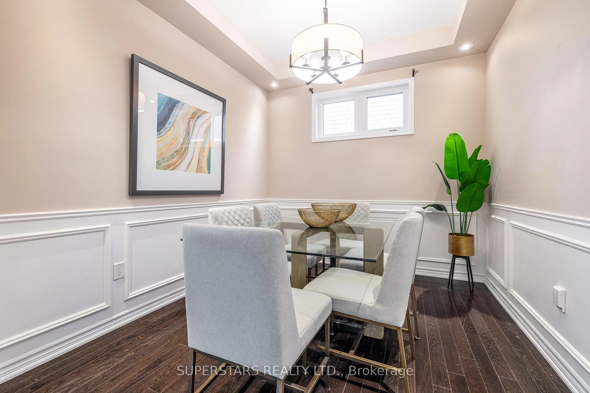 Photo 10 of 333 Thomas Phillips Drive, Aurora, Rural Aurora — HOMEH