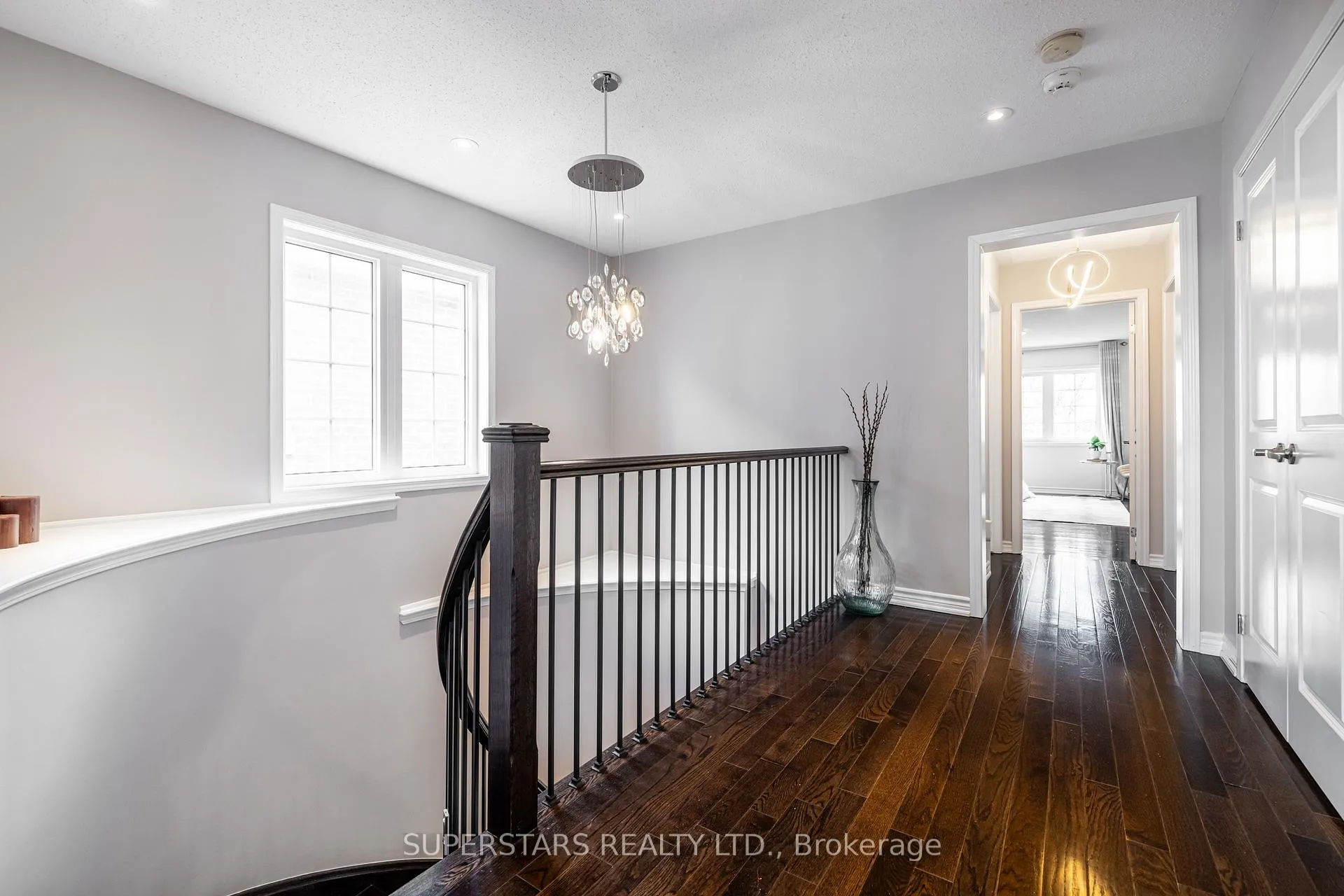 Photo 22 of 333 Thomas Phillips Drive, Aurora, Rural Aurora — HOMEH