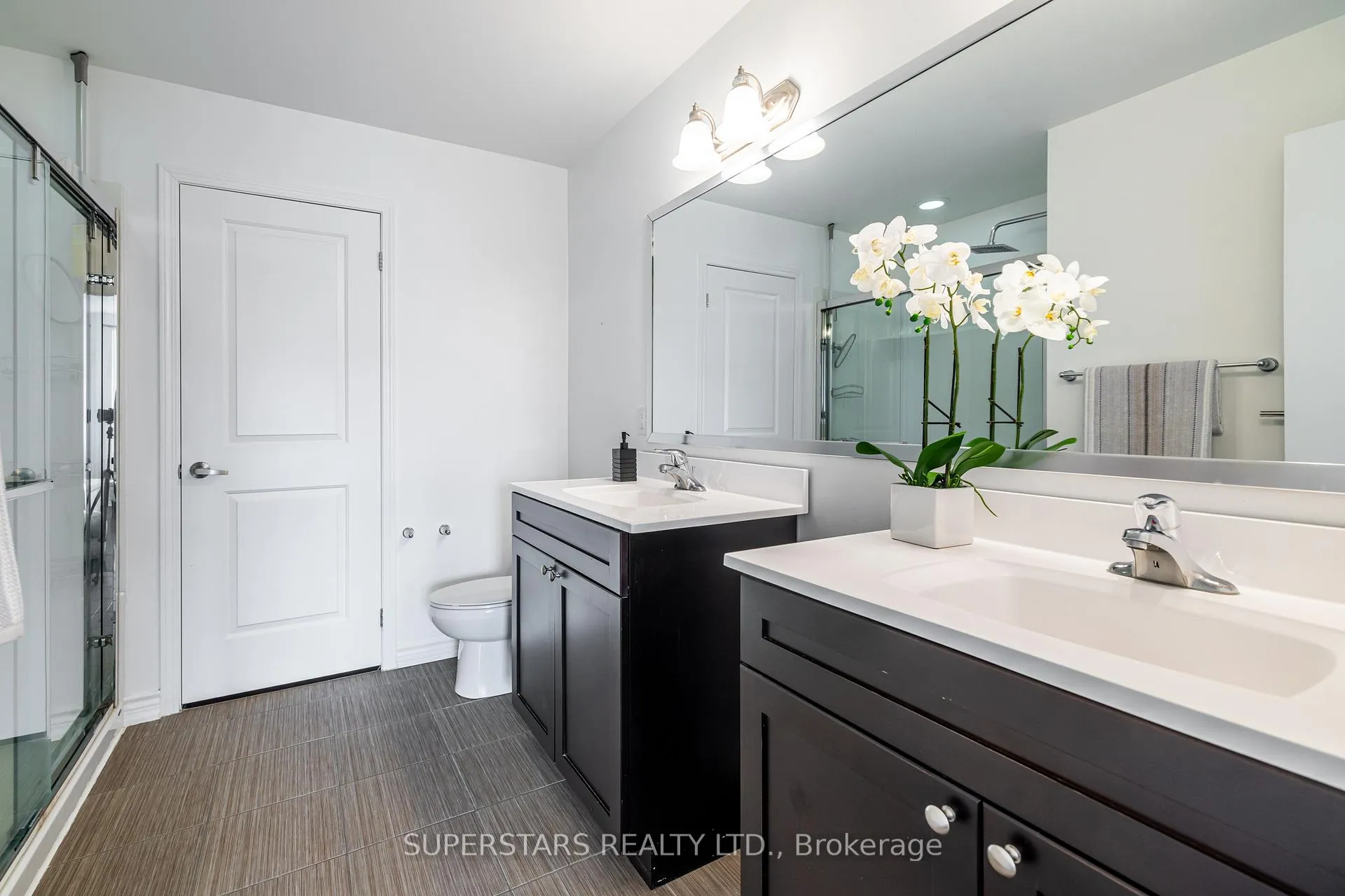 Photo 30 of 333 Thomas Phillips Drive, Aurora, Rural Aurora — HOMEH