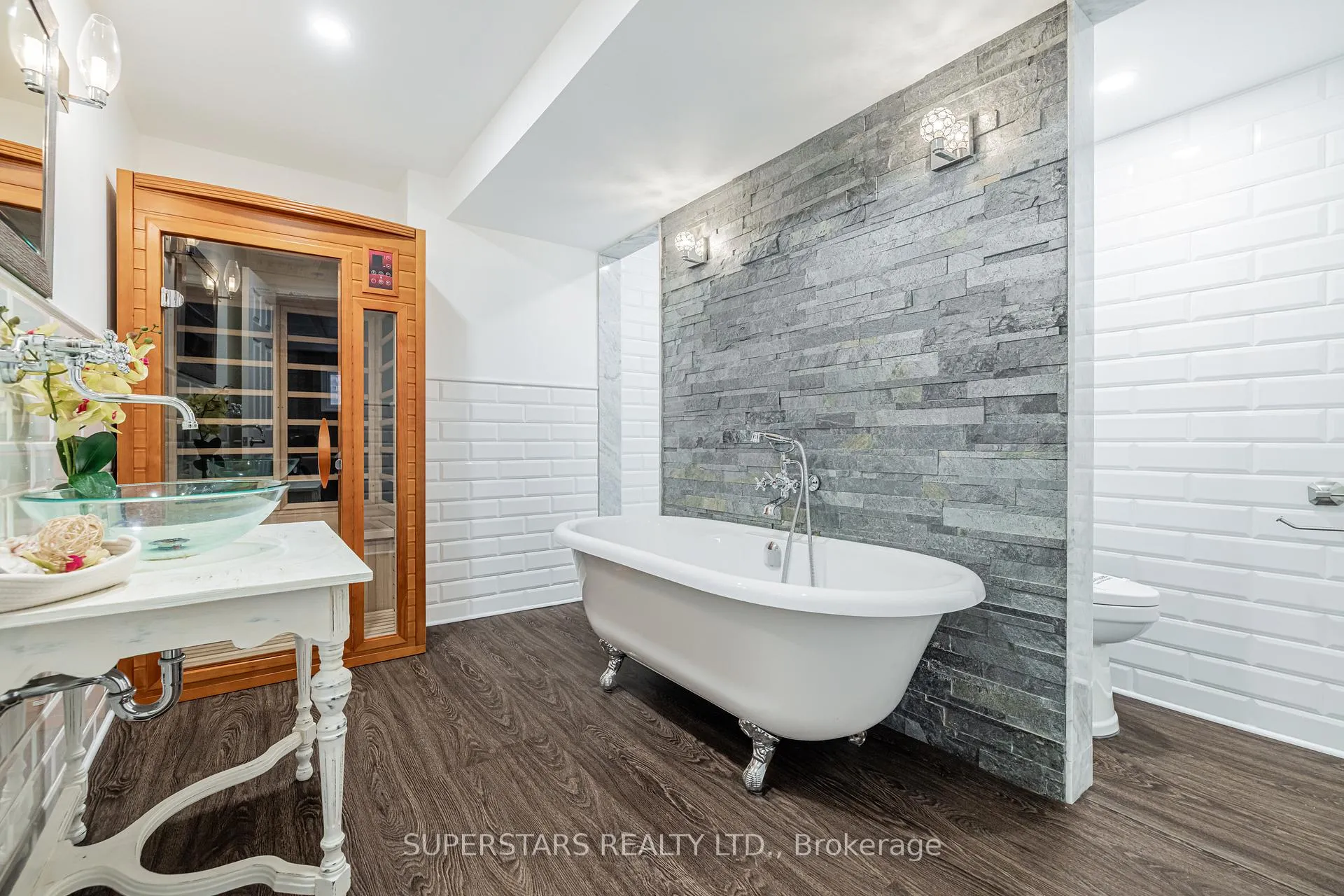 Photo 41 of 333 Thomas Phillips Drive, Aurora, Rural Aurora — HOMEH