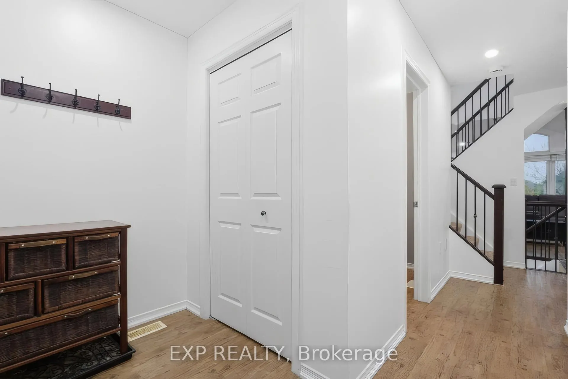 Photo 6 of 151 Ravenswood Road, Woolwich, Breslau — HOMEH