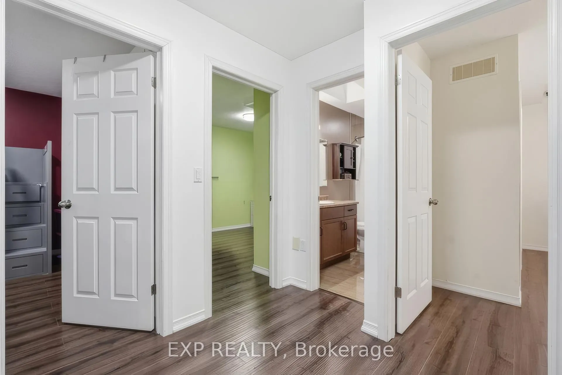 Photo 17 of 151 Ravenswood Road, Woolwich, Breslau — HOMEH