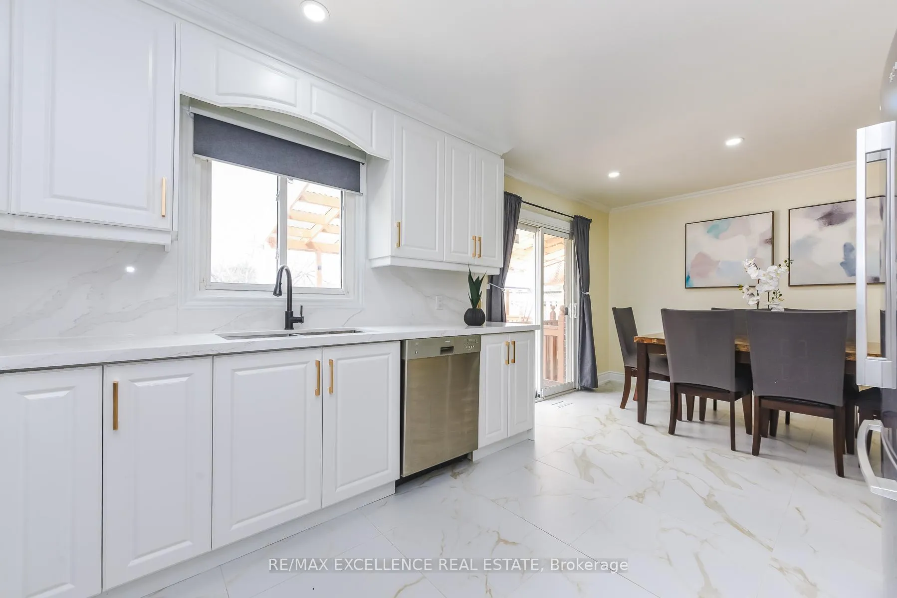 Photo 17 of 89 Castlehill Road, Brampton, Northwood Park — HOMEH