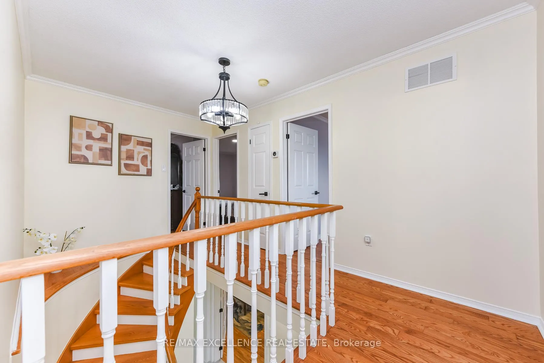 Photo 23 of 89 Castlehill Road, Brampton, Northwood Park — HOMEH
