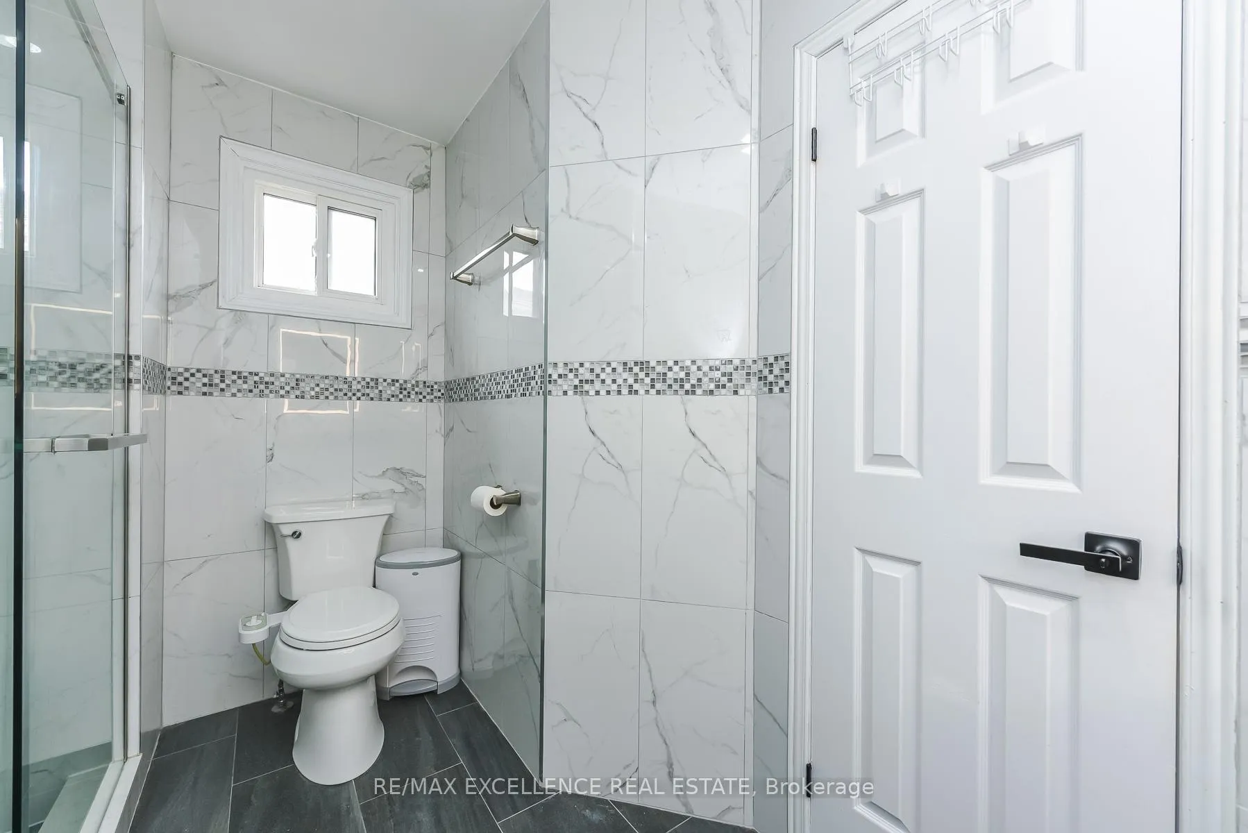 Photo 30 of 89 Castlehill Road, Brampton, Northwood Park — HOMEH