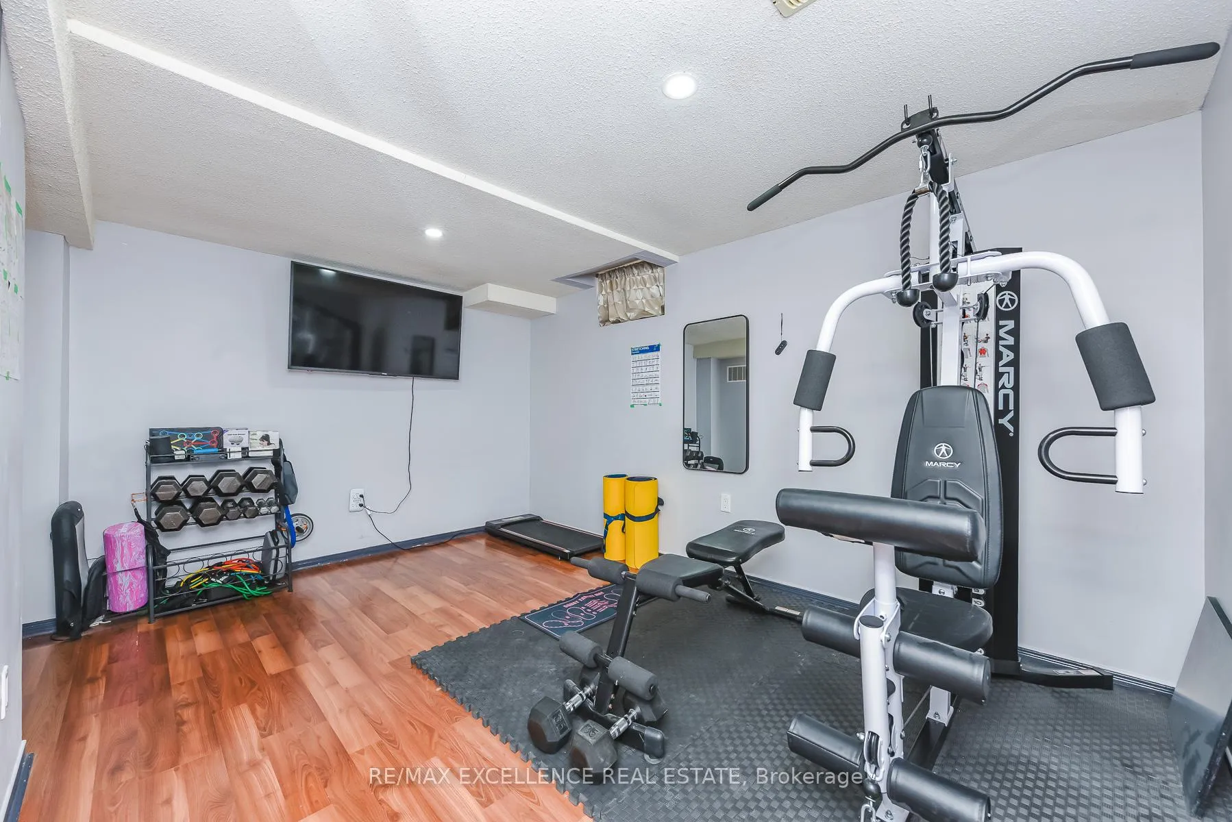 Photo 43 of 89 Castlehill Road, Brampton, Northwood Park — HOMEH