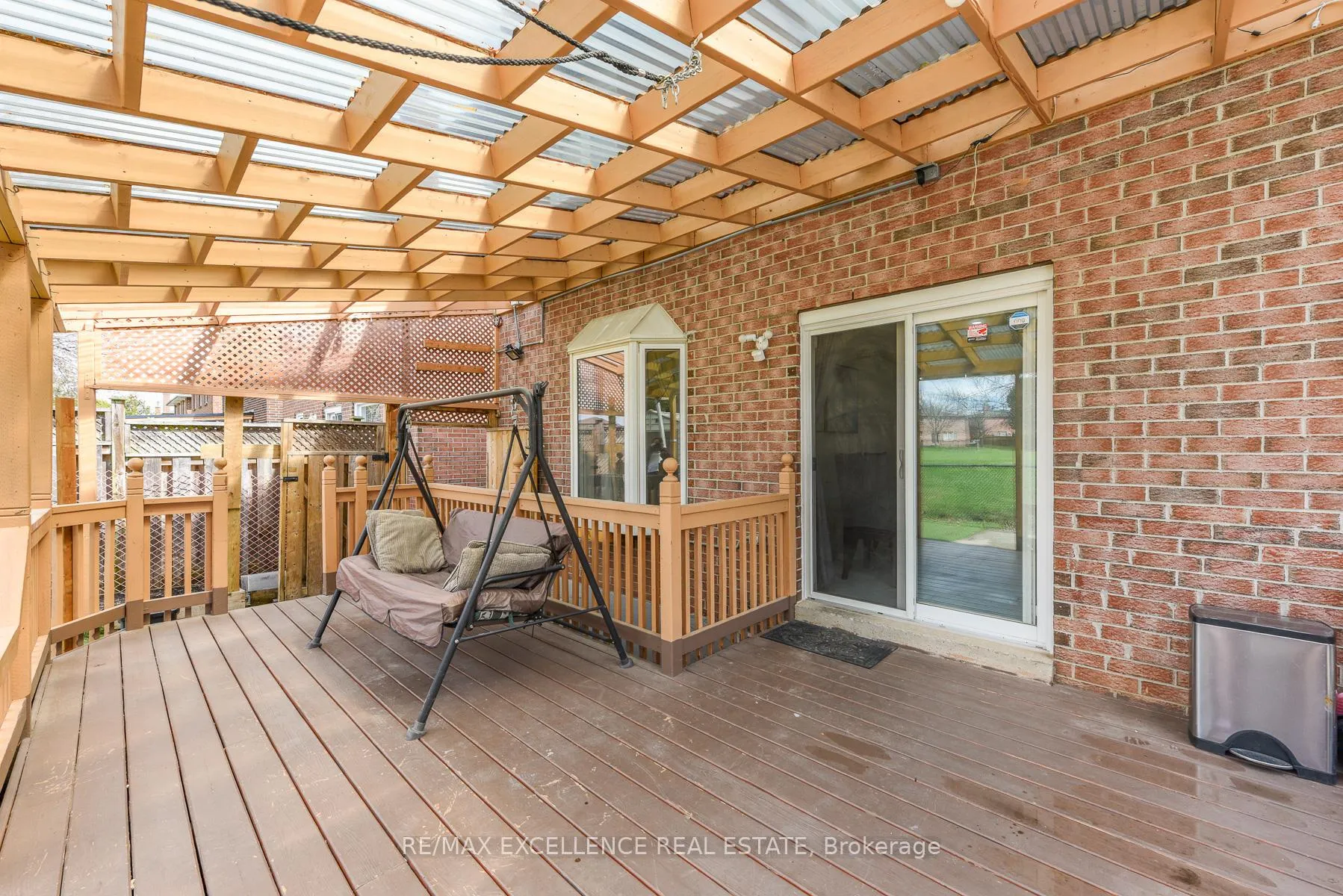 Photo 44 of 89 Castlehill Road, Brampton, Northwood Park — HOMEH