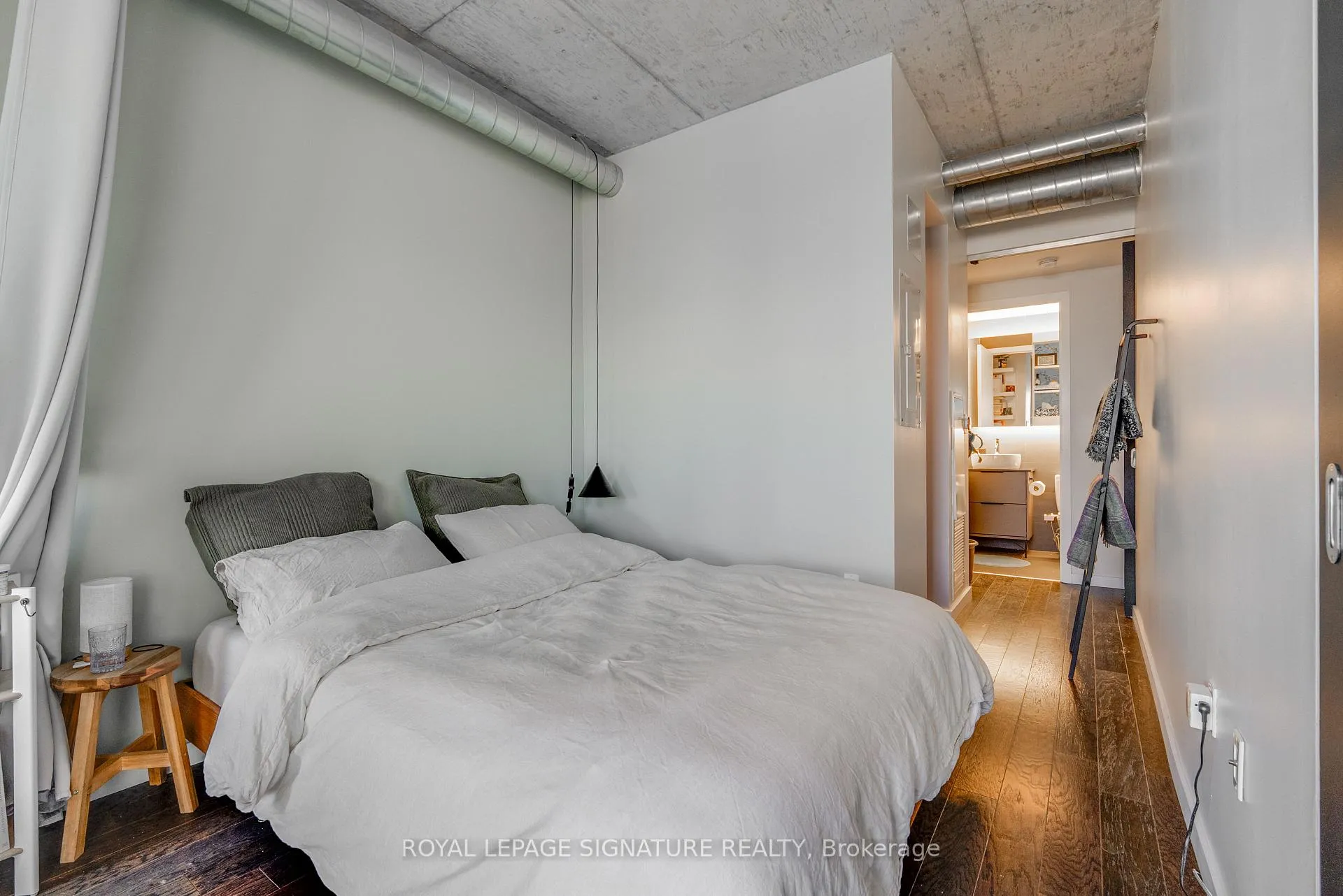 Photo 10 of Unit 1502, 51 Trolley Crescent, Toronto, Moss Park — HOMEH