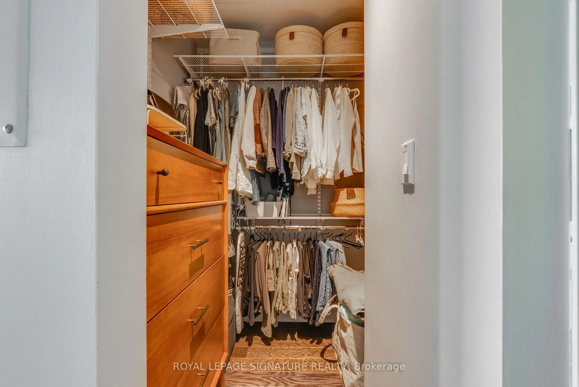 Photo 12 of Unit 1502, 51 Trolley Crescent, Toronto, Moss Park — HOMEH