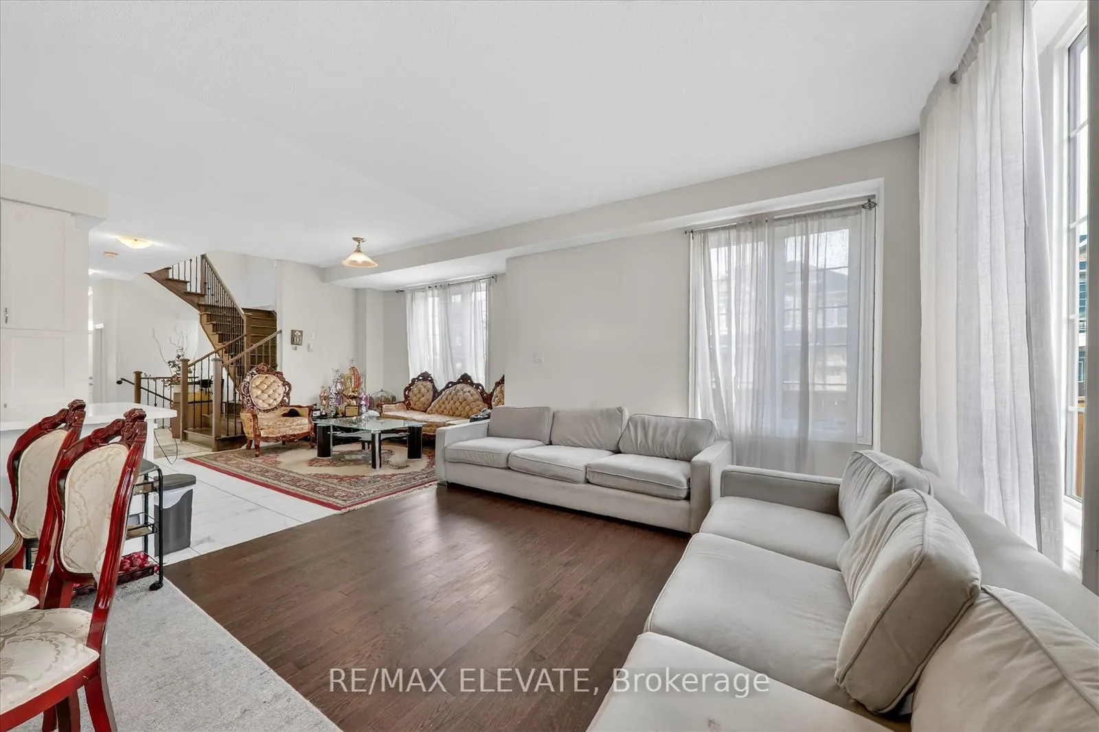 Photo 13 of 23 Reign Lane, Markham, Cedarwood — HOMEH