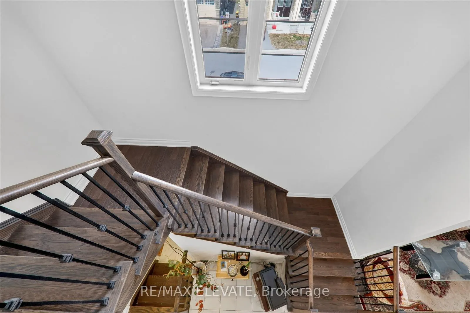Photo 19 of 23 Reign Lane, Markham, Cedarwood — HOMEH