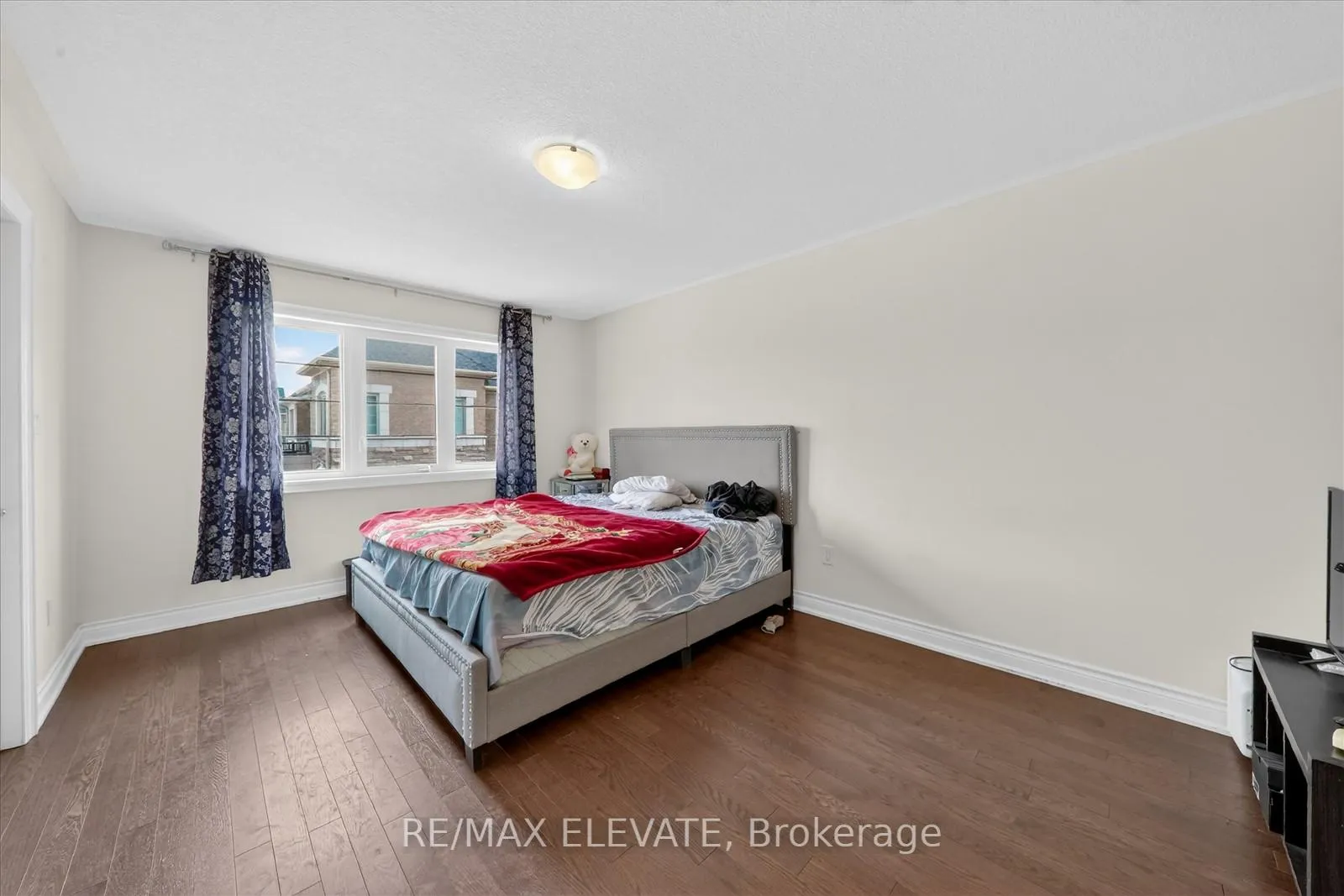 Photo 25 of 23 Reign Lane, Markham, Cedarwood — HOMEH
