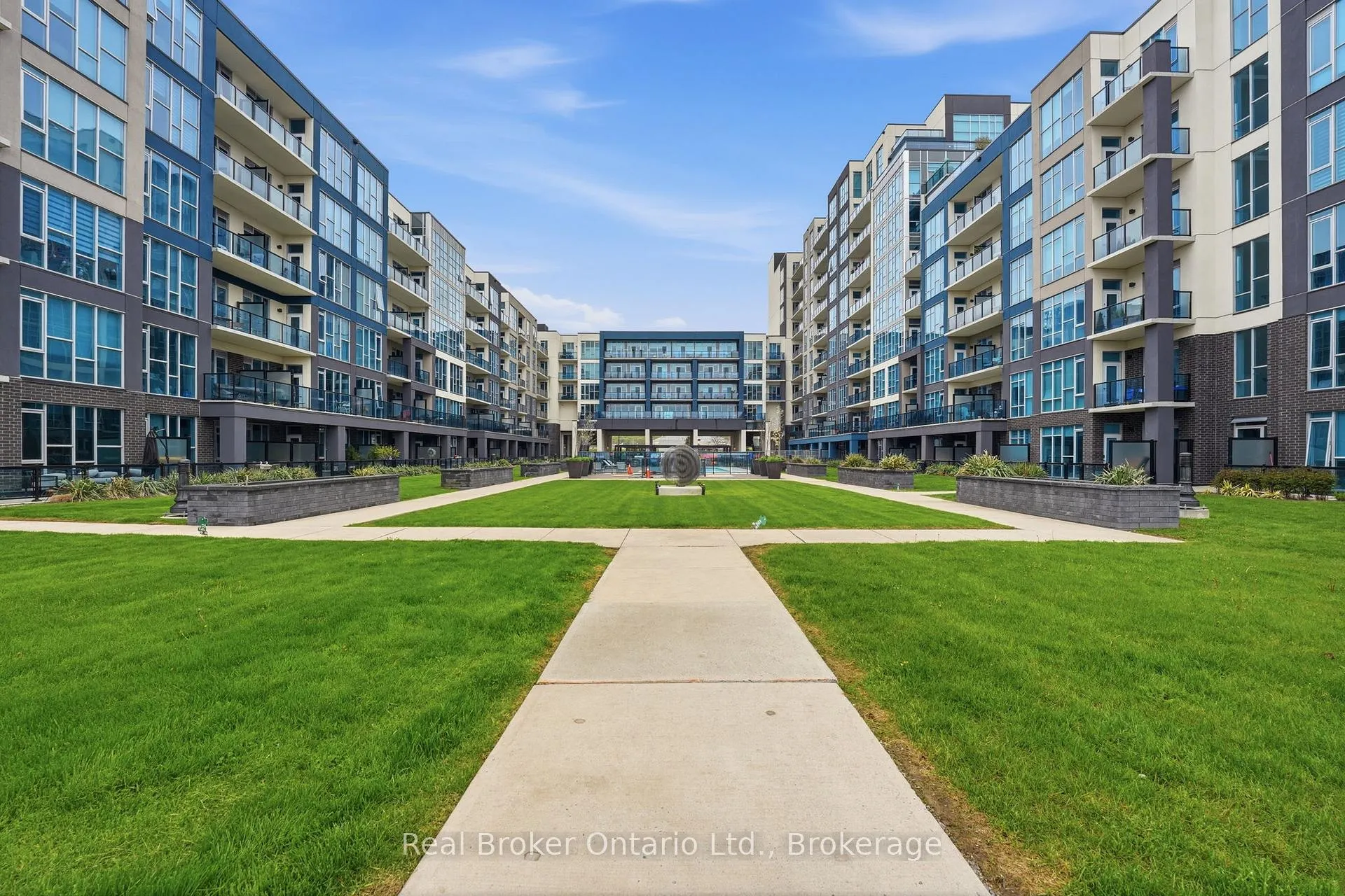 Photo 2 of Unit 642, 16 Concord Place, Grimsby, Grimsby Beach — HOMEH