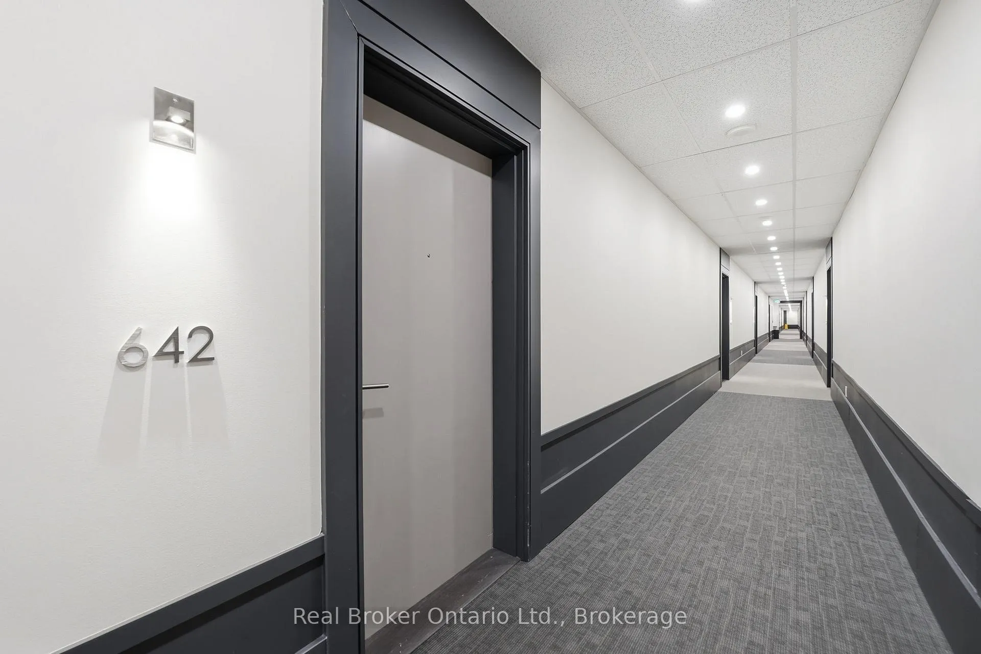 Photo 4 of Unit 642, 16 Concord Place, Grimsby, Grimsby Beach — HOMEH