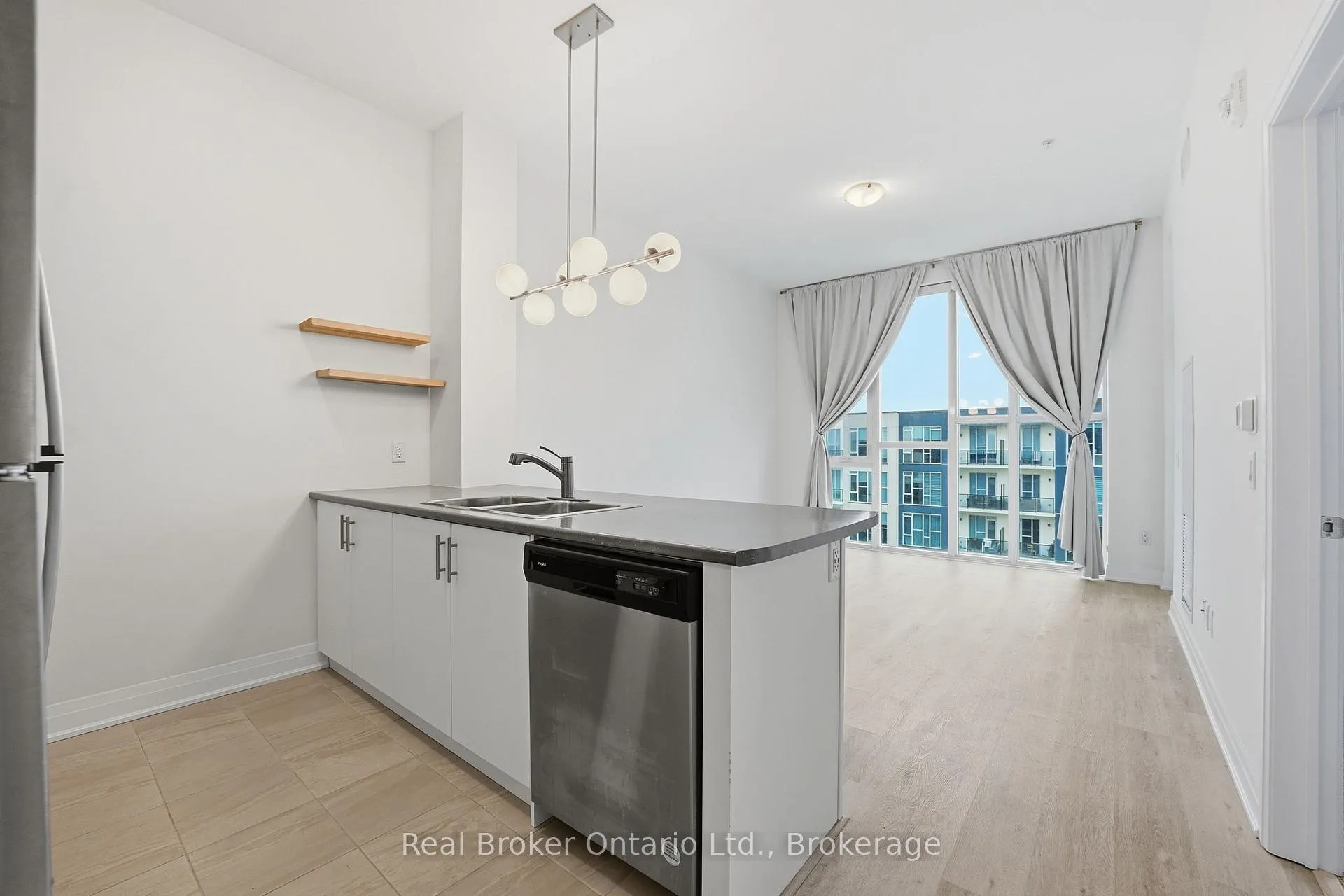 Photo 9 of Unit 642, 16 Concord Place, Grimsby, Grimsby Beach — HOMEH