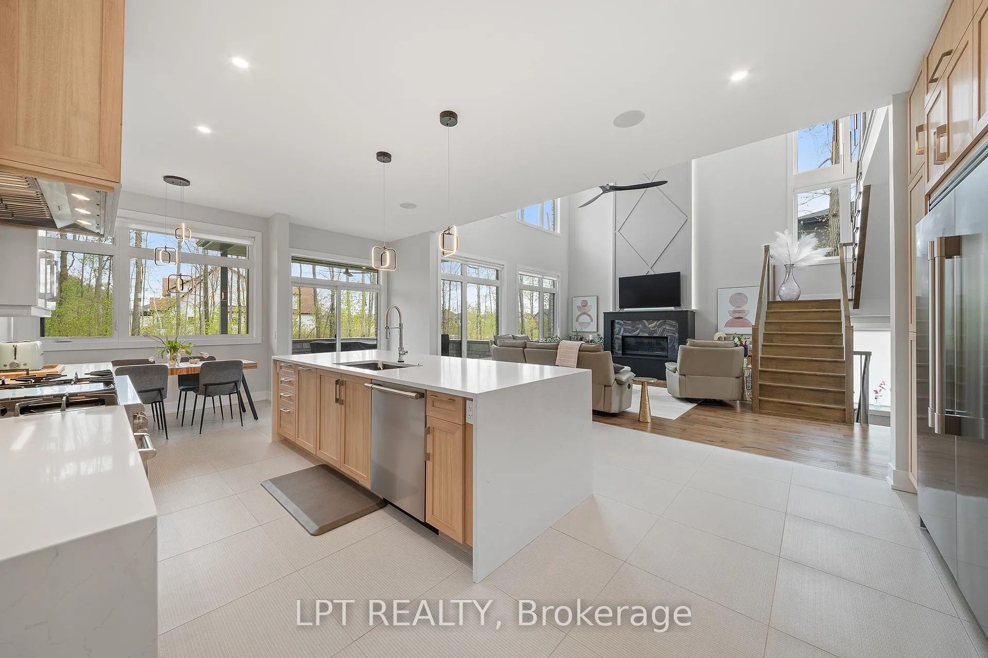 Photo 19 of 589 Shoreway Drive, Ottawa, Greely — HOMEH