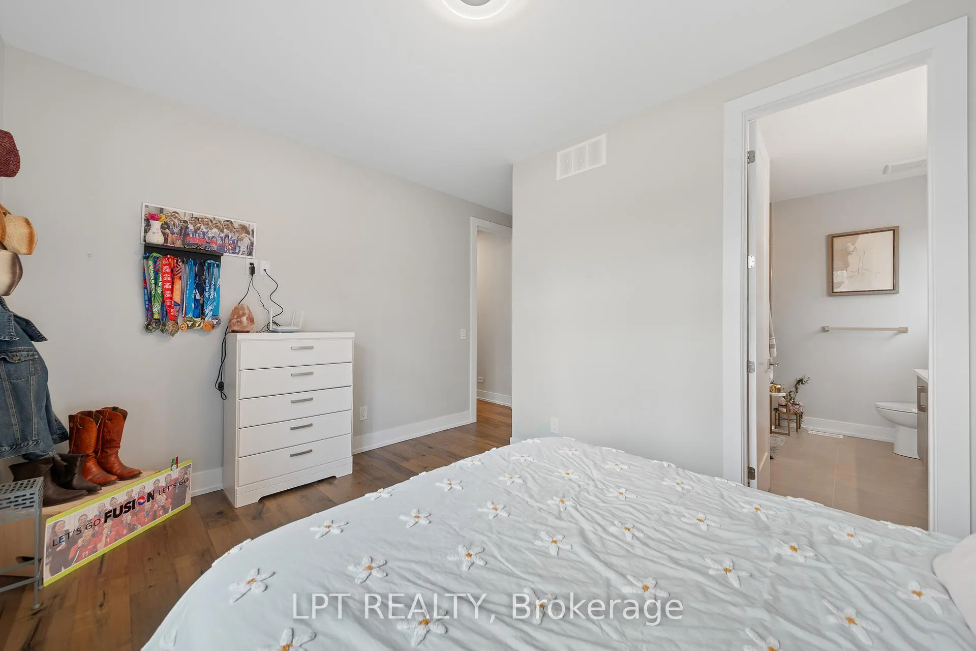 Photo 31 of 589 Shoreway Drive, Ottawa, Greely — HOMEH