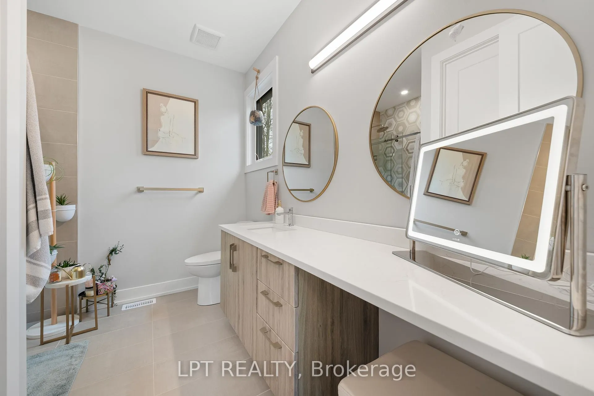 Photo 32 of 589 Shoreway Drive, Ottawa, Greely — HOMEH