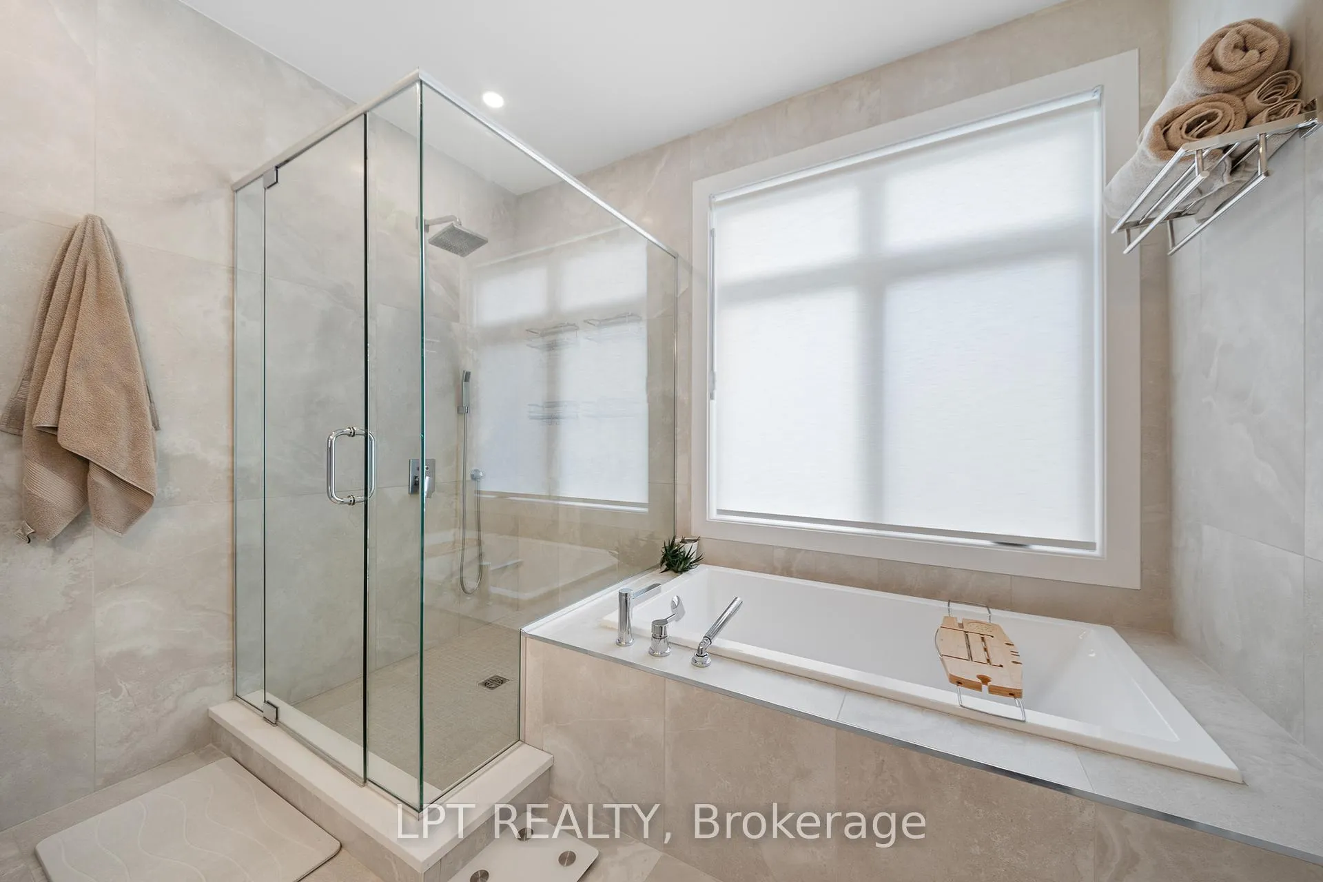 Photo 40 of 589 Shoreway Drive, Ottawa, Greely — HOMEH