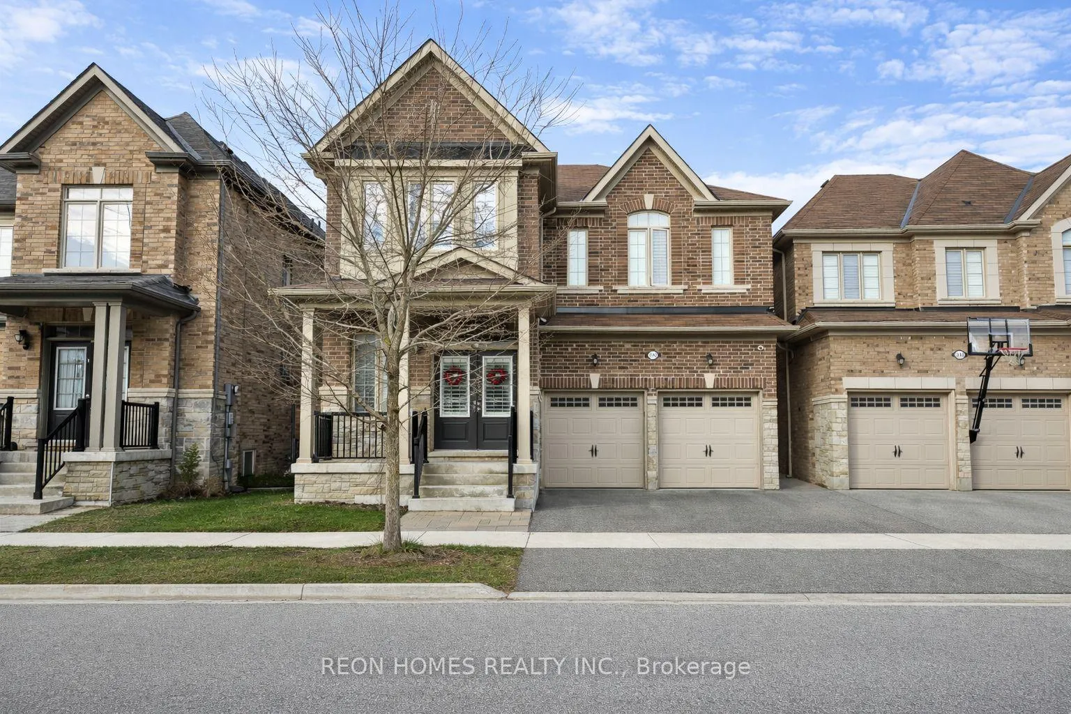 Photo 1 of 2142 Saffron Drive, Pickering, Brock Ridge — HOMEH