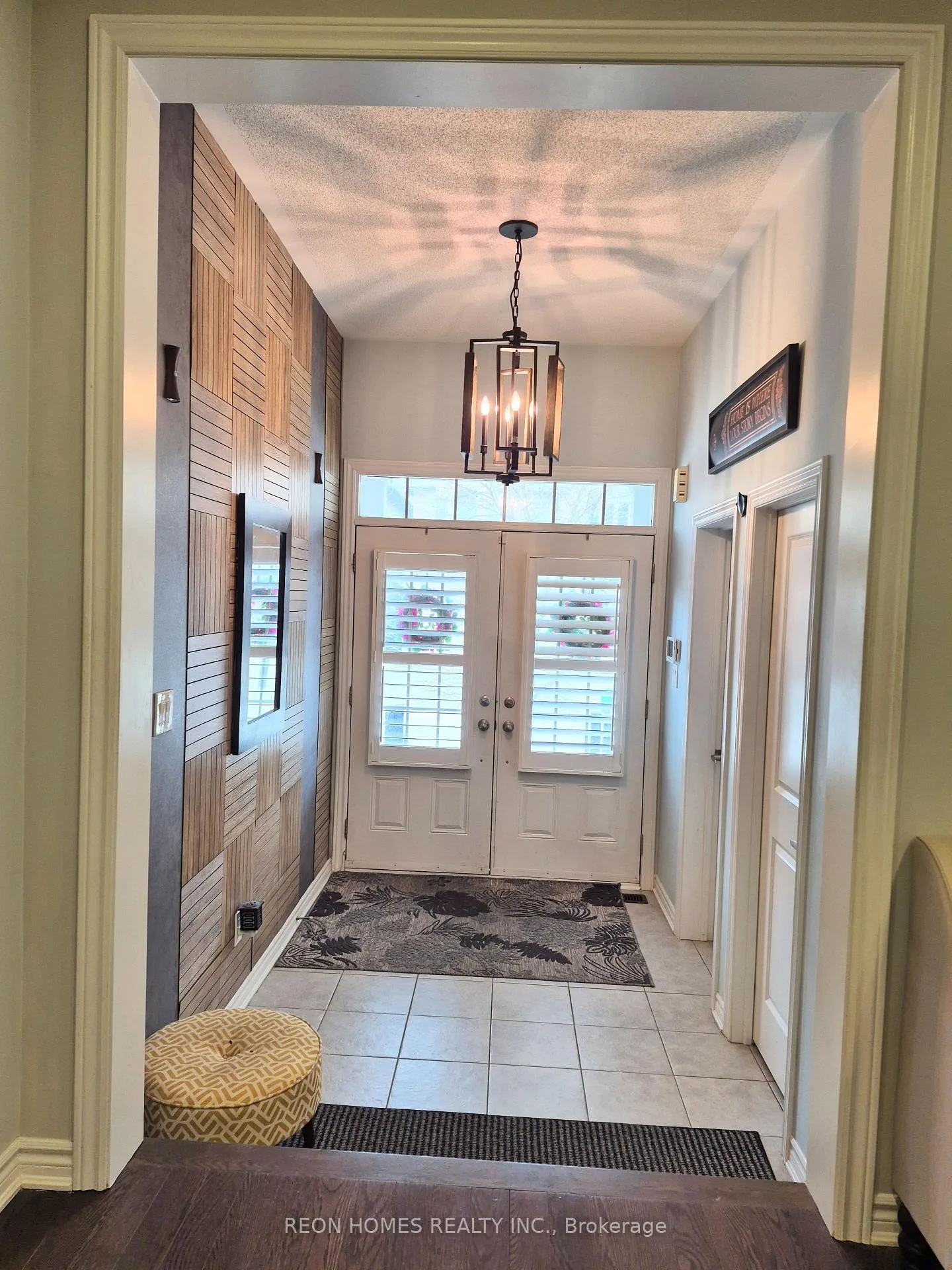 Photo 3 of 2142 Saffron Drive, Pickering, Brock Ridge — HOMEH