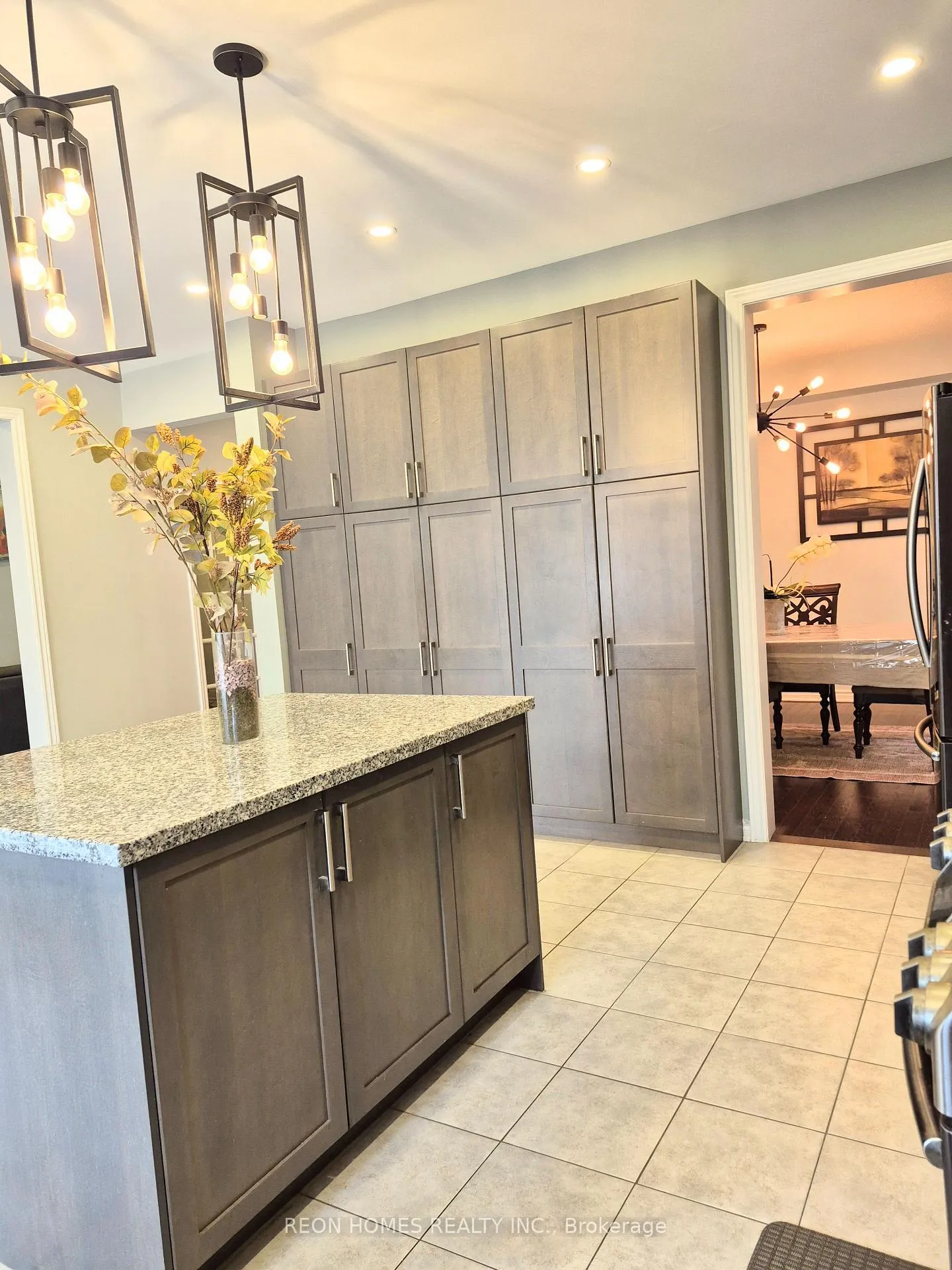 Photo 13 of 2142 Saffron Drive, Pickering, Brock Ridge — HOMEH