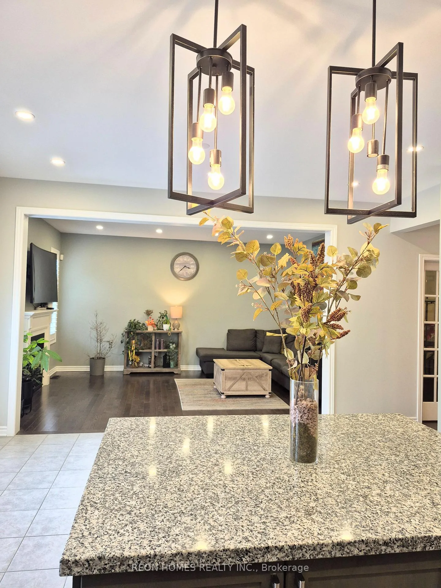 Photo 14 of 2142 Saffron Drive, Pickering, Brock Ridge — HOMEH