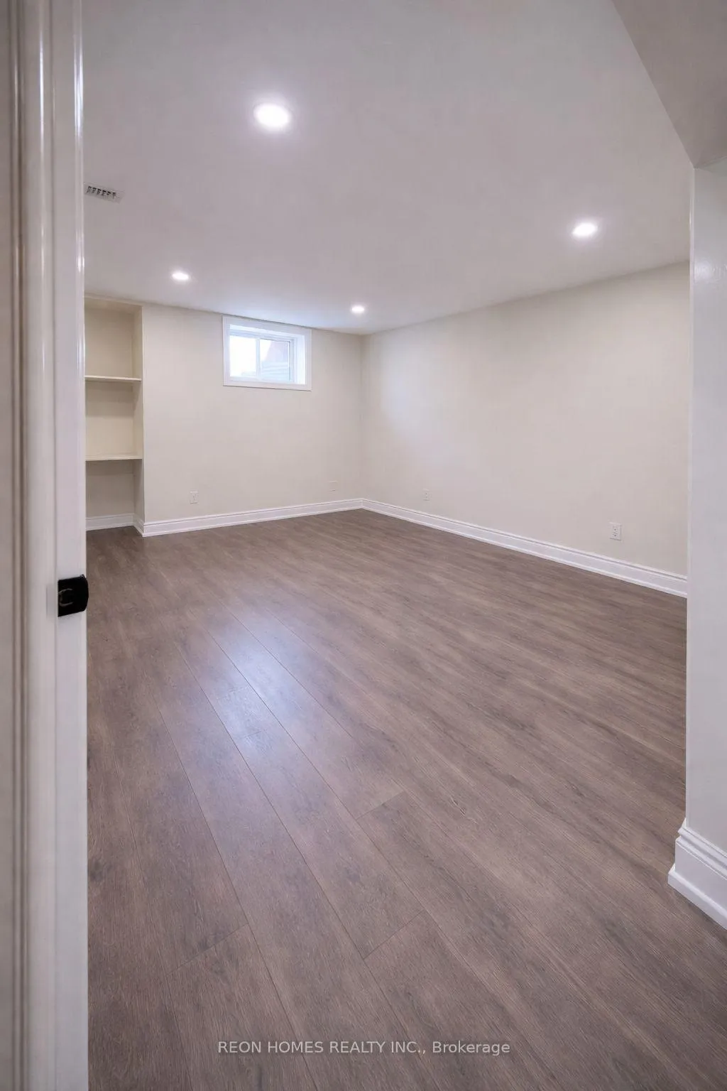 Photo 21 of 2142 Saffron Drive, Pickering, Brock Ridge — HOMEH