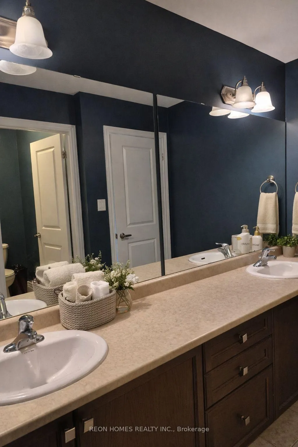 Photo 24 of 2142 Saffron Drive, Pickering, Brock Ridge — HOMEH