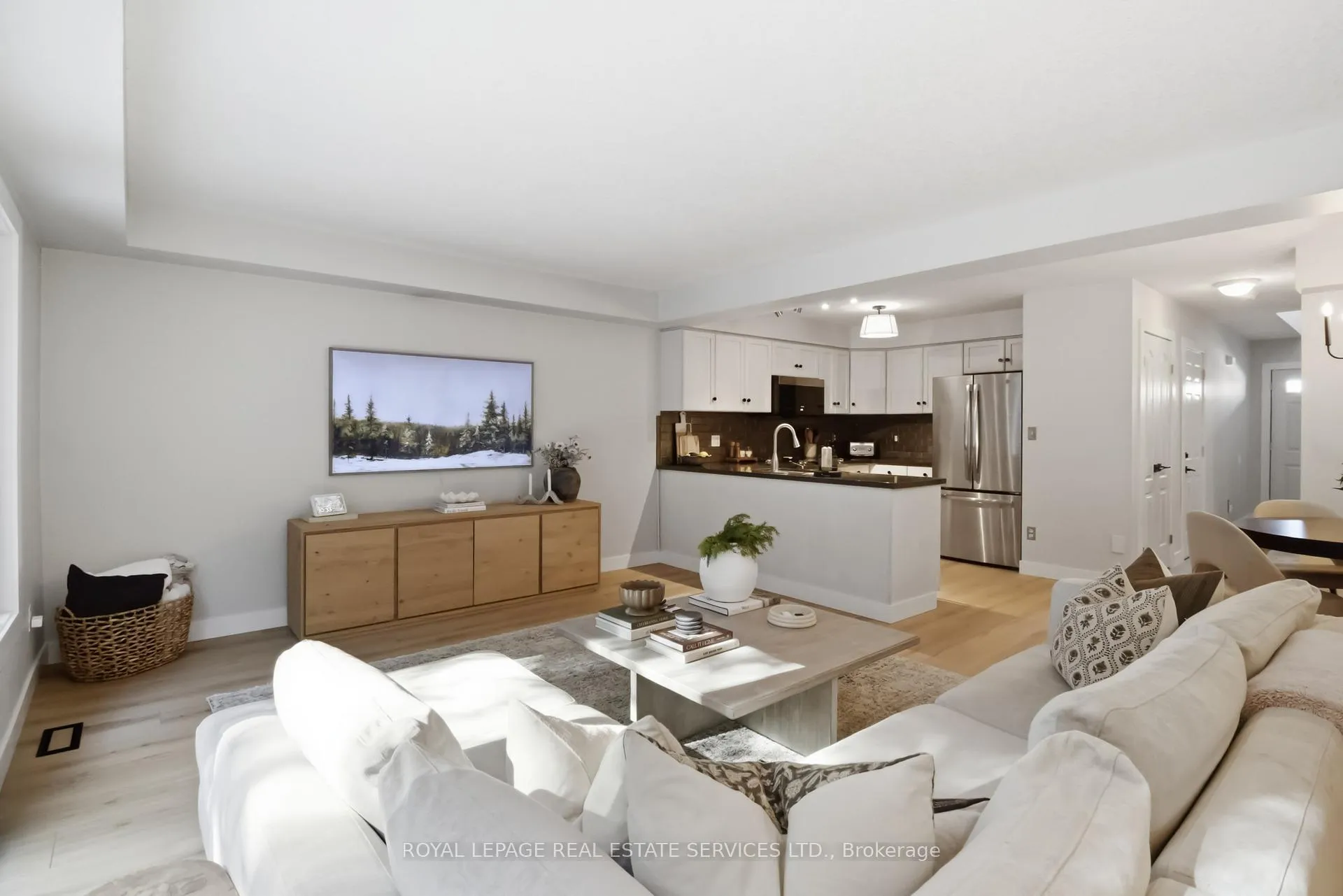 Photo 10 of Unit 48, 165 Terraview Crescent, Guelph, Kortright West — HOMEH