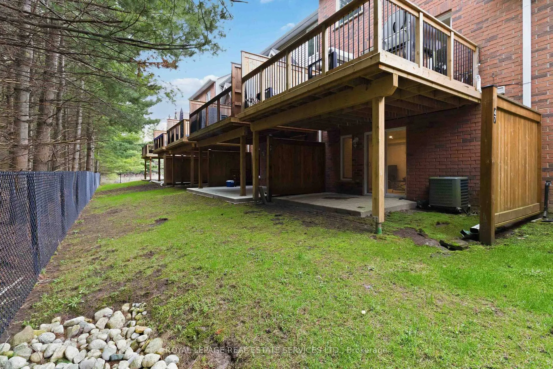 Photo 38 of Unit 48, 165 Terraview Crescent, Guelph, Kortright West — HOMEH