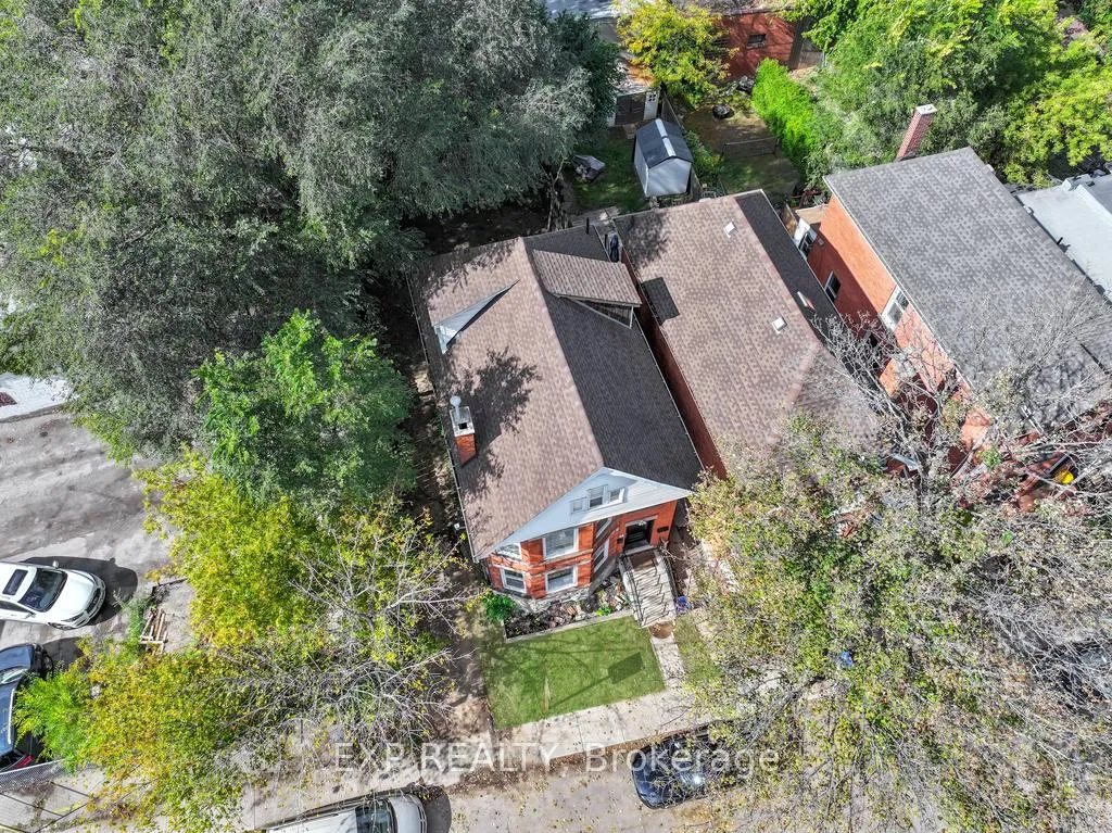 Photo 3 of 1 Madison Avenue, Hamilton, Gibson — HOMEH
