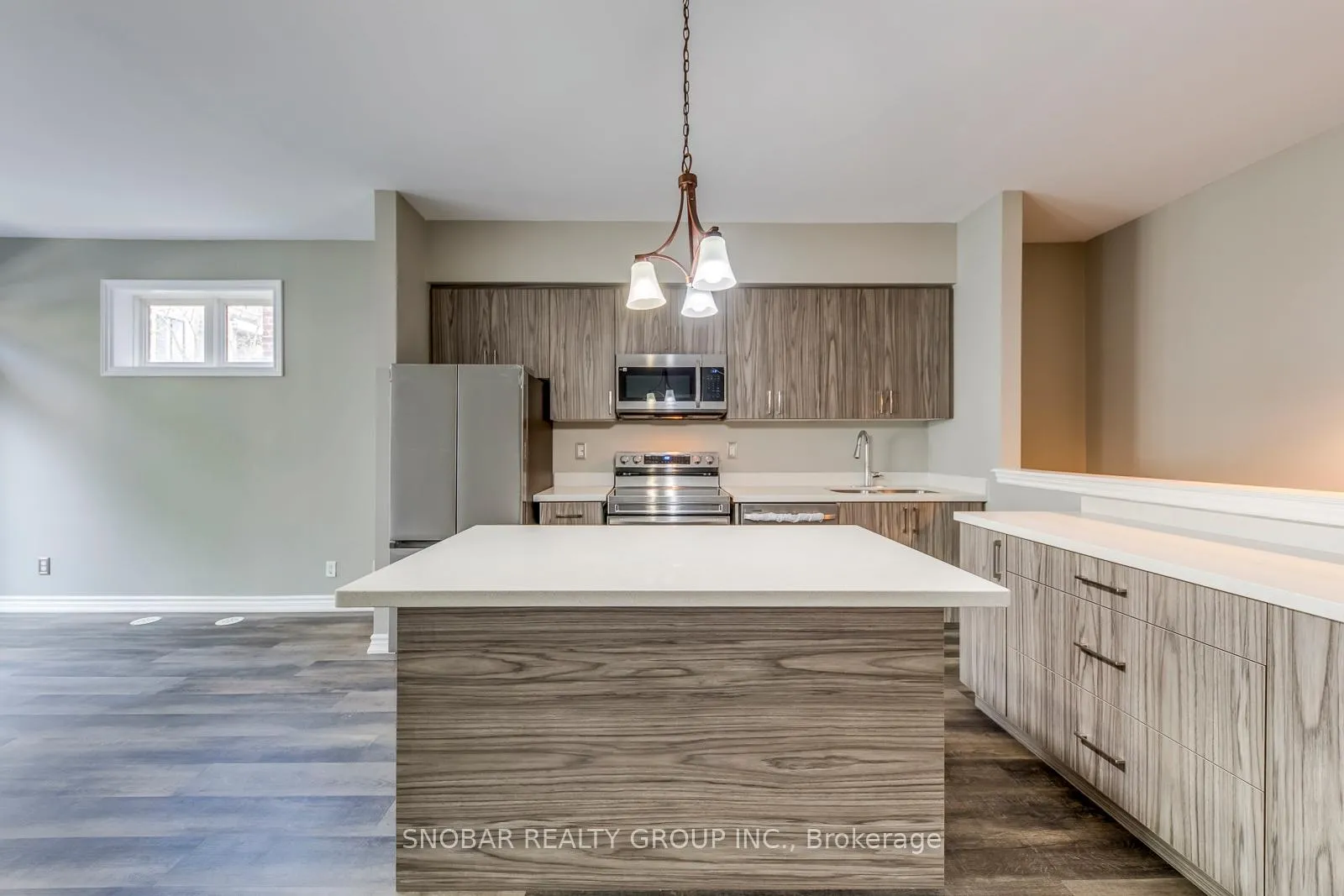 Photo 12 of Unit 13, 10 Carnation Avenue, Etobicoke, Long Branch — HOMEH