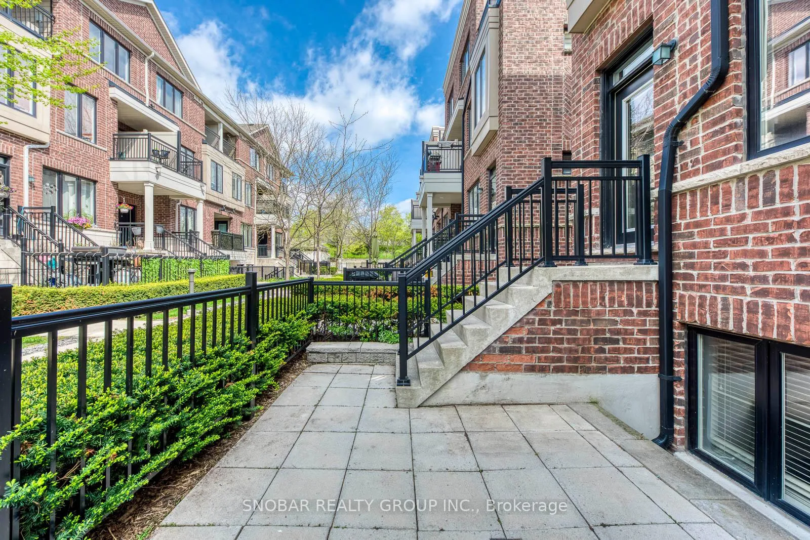 Photo 27 of Unit 13, 10 Carnation Avenue, Etobicoke, Long Branch — HOMEH