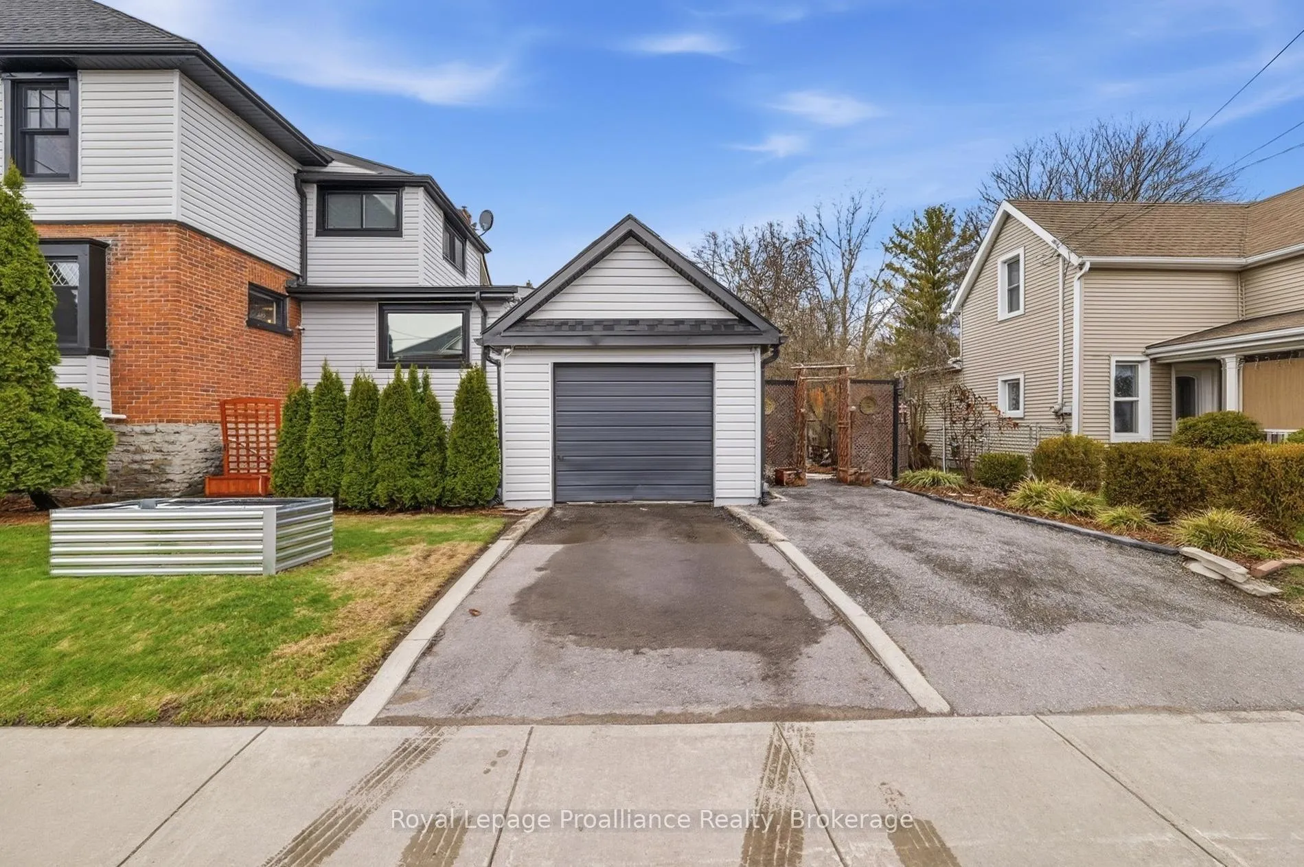 Photo 29 of 30 Catharine Street, Belleville, Belleville Ward — HOMEH