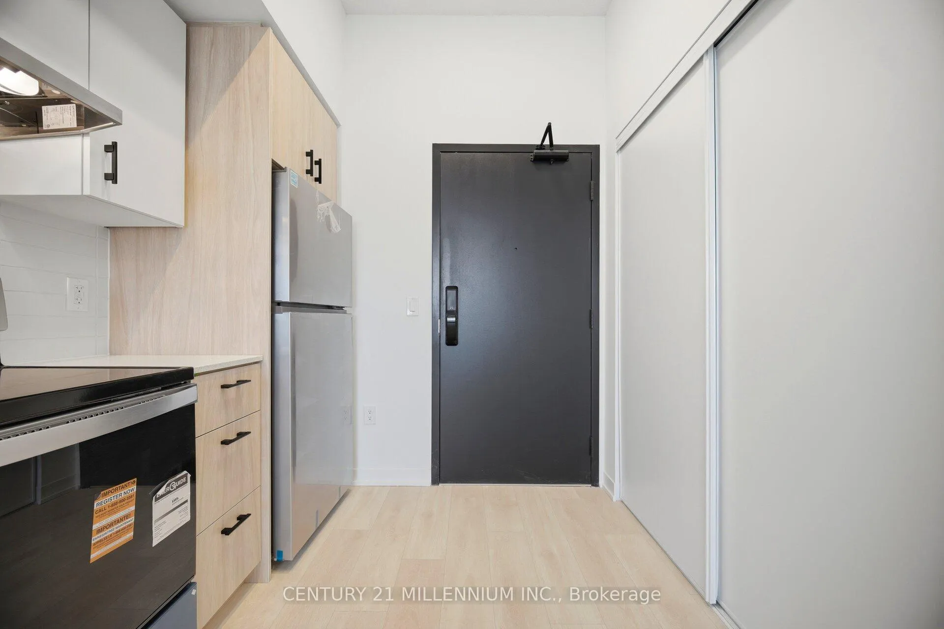 Photo 5 of Unit 330, 4878 Powers Common, Burlington, Alton — HOMEH