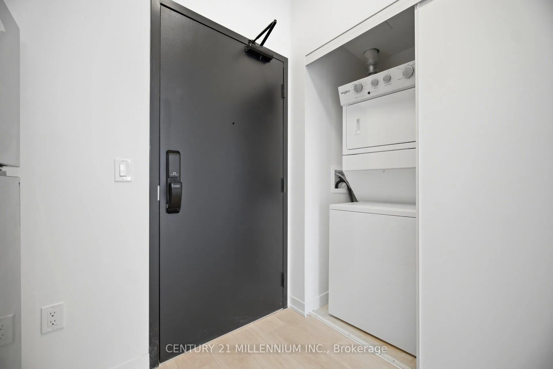 Photo 20 of Unit 330, 4878 Powers Common, Burlington, Alton — HOMEH
